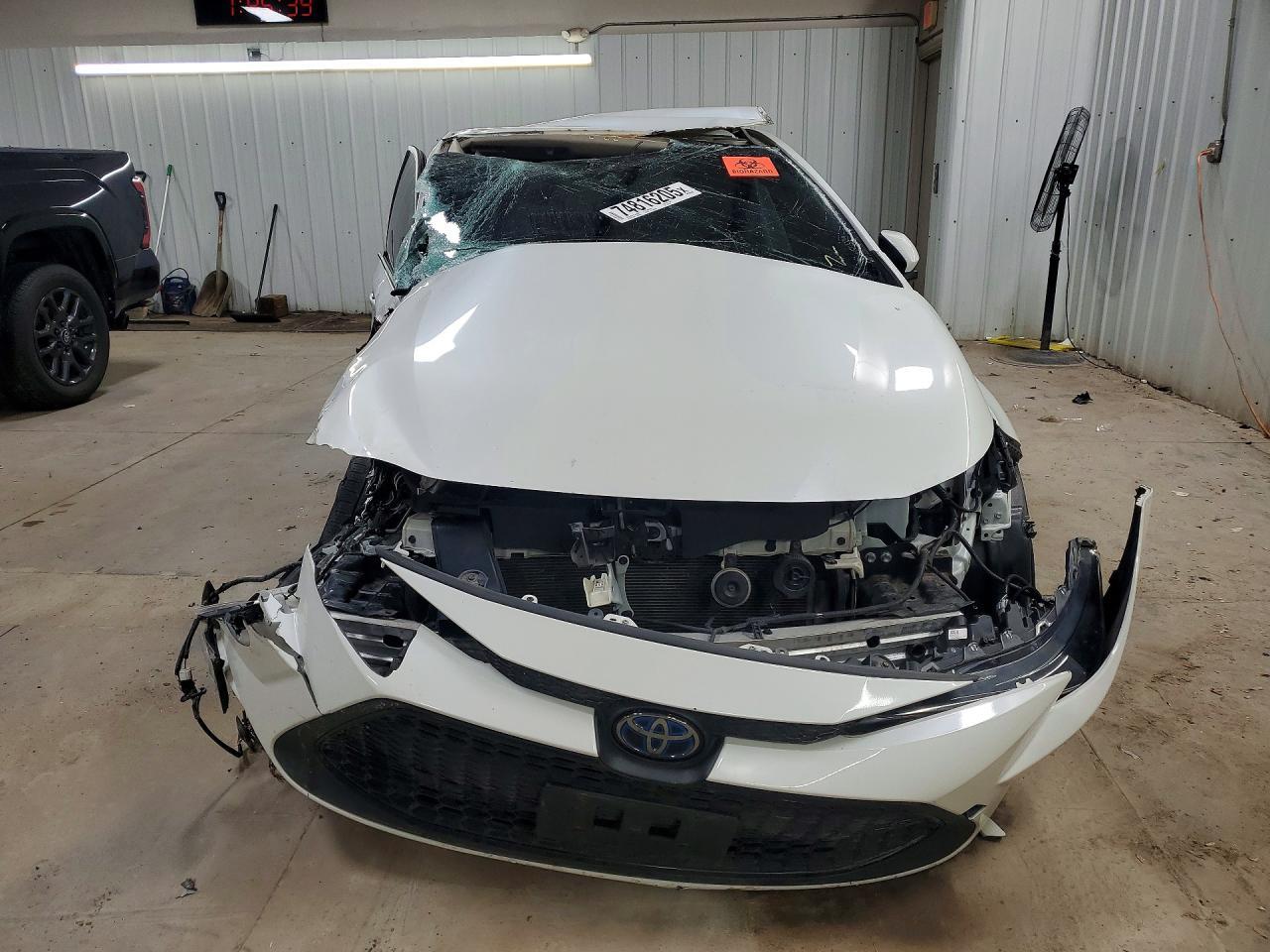 2021 TOYOTA COROLLA