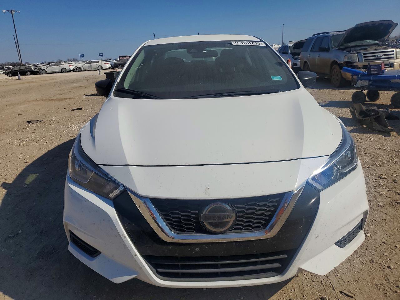 2022 NISSAN VERSA