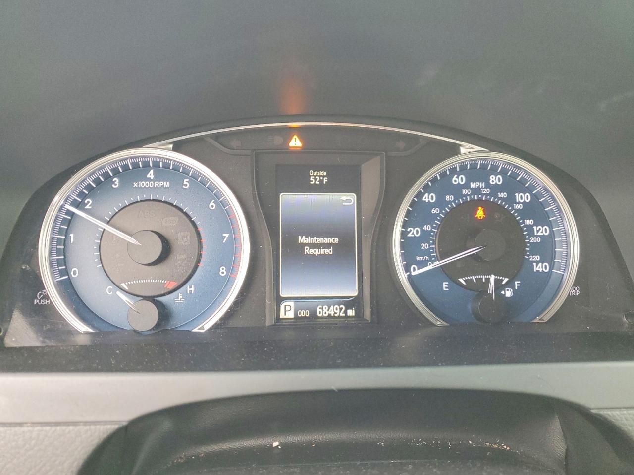 2016 TOYOTA CAMRY