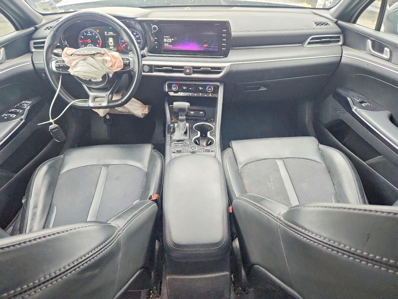 2022 KIA K5