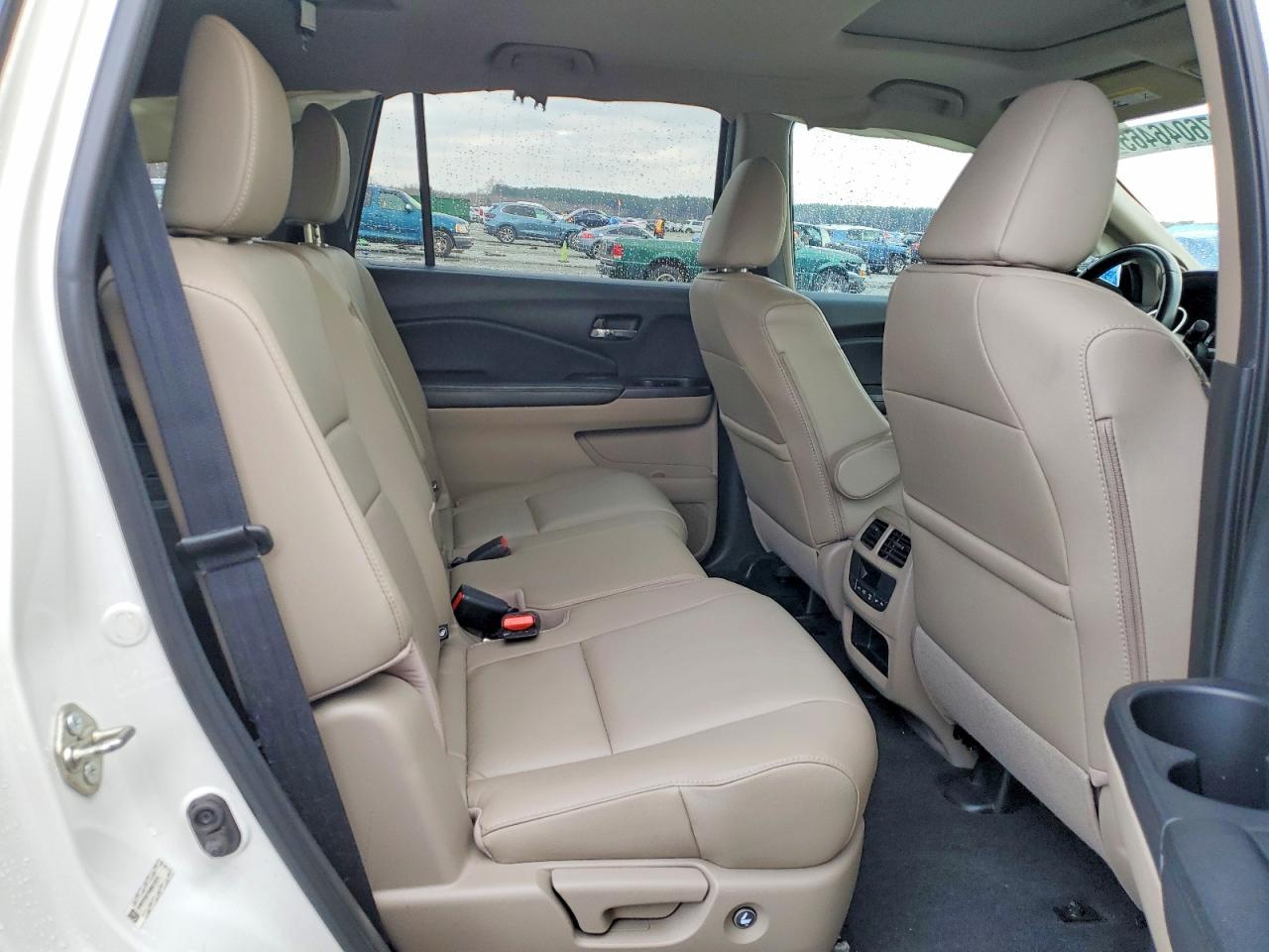 2016 HONDA PILOT