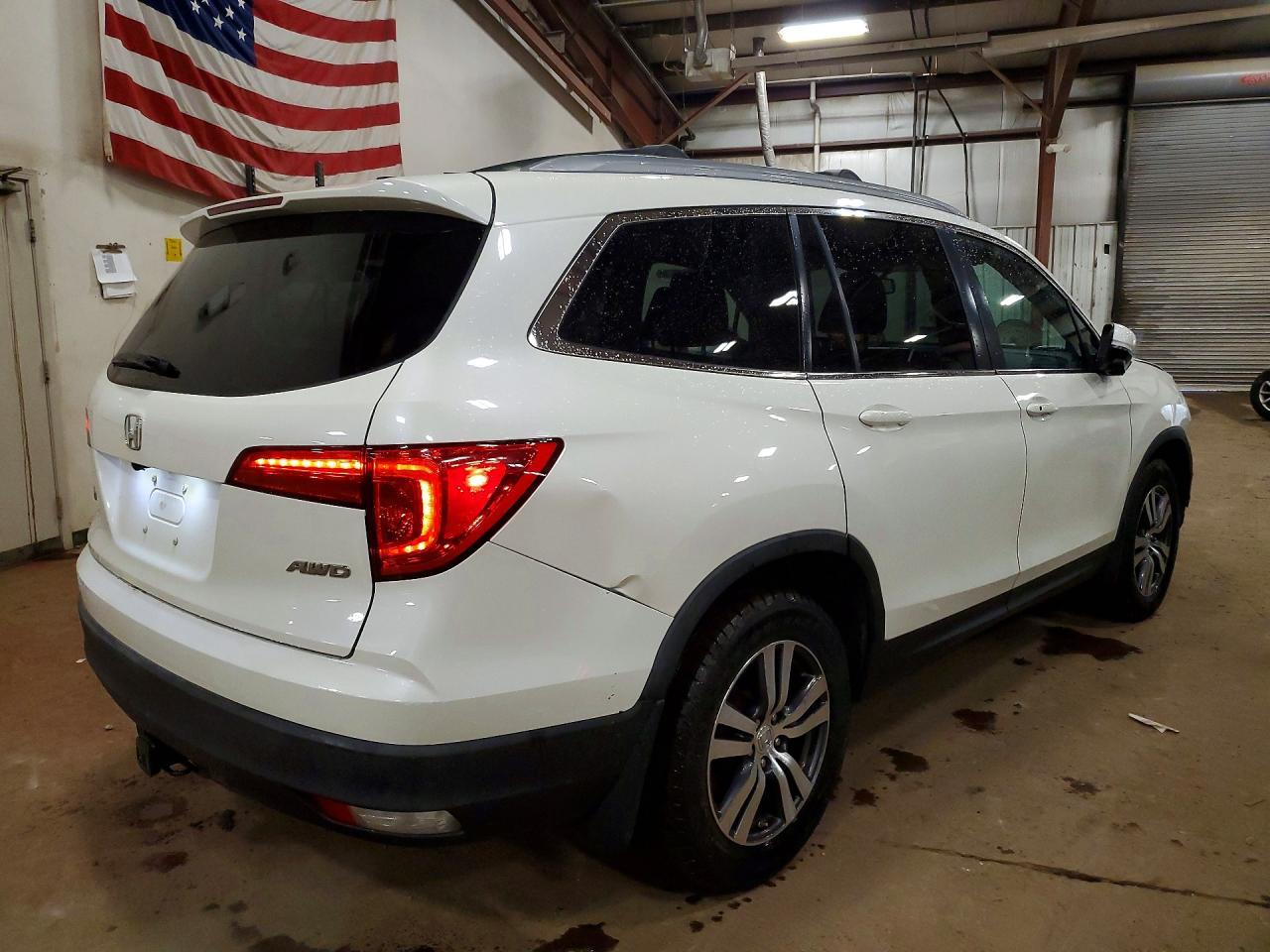 2017 HONDA PILOT