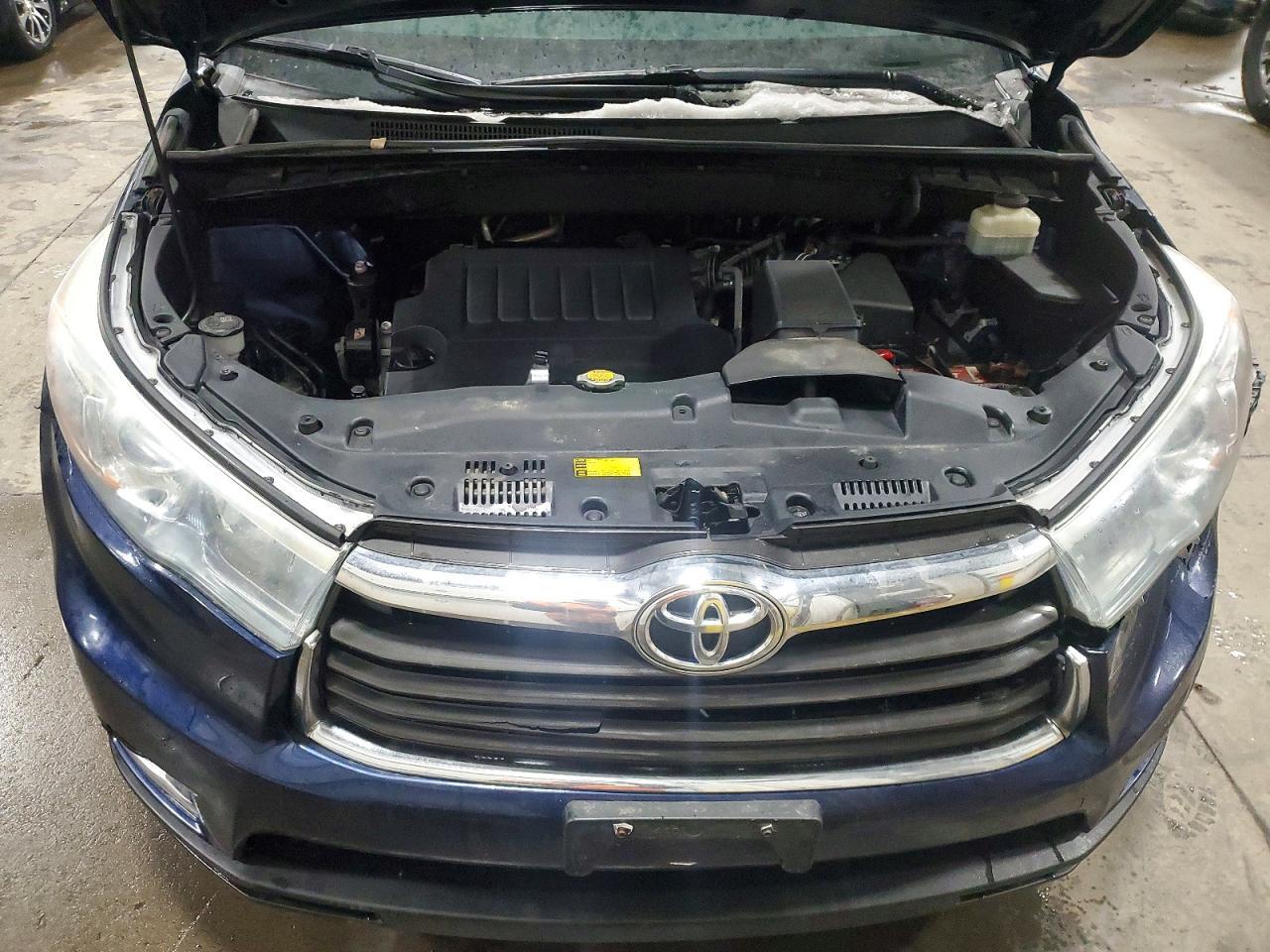 2014 TOYOTA HIGHLANDER