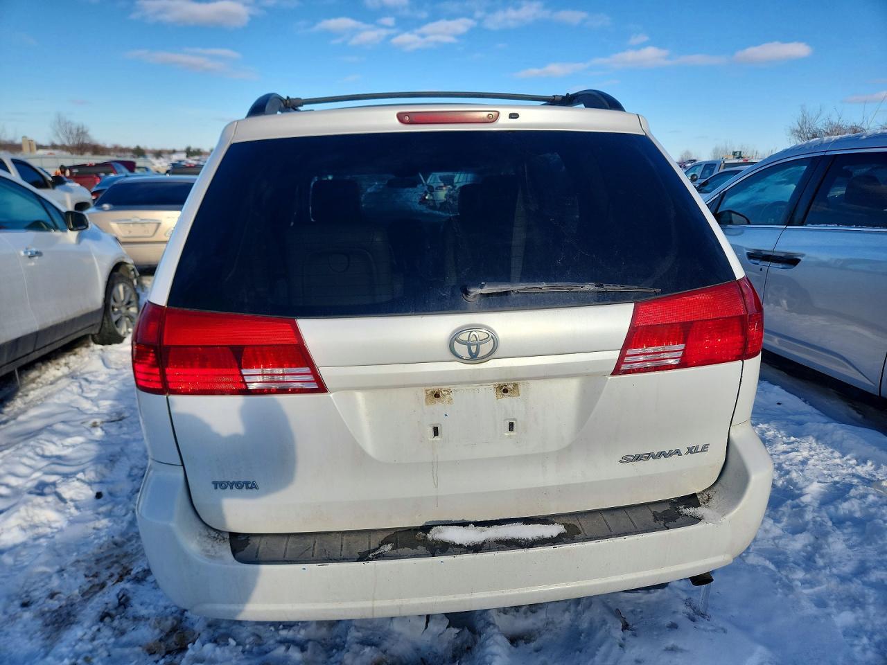 2005 TOYOTA SIENNA