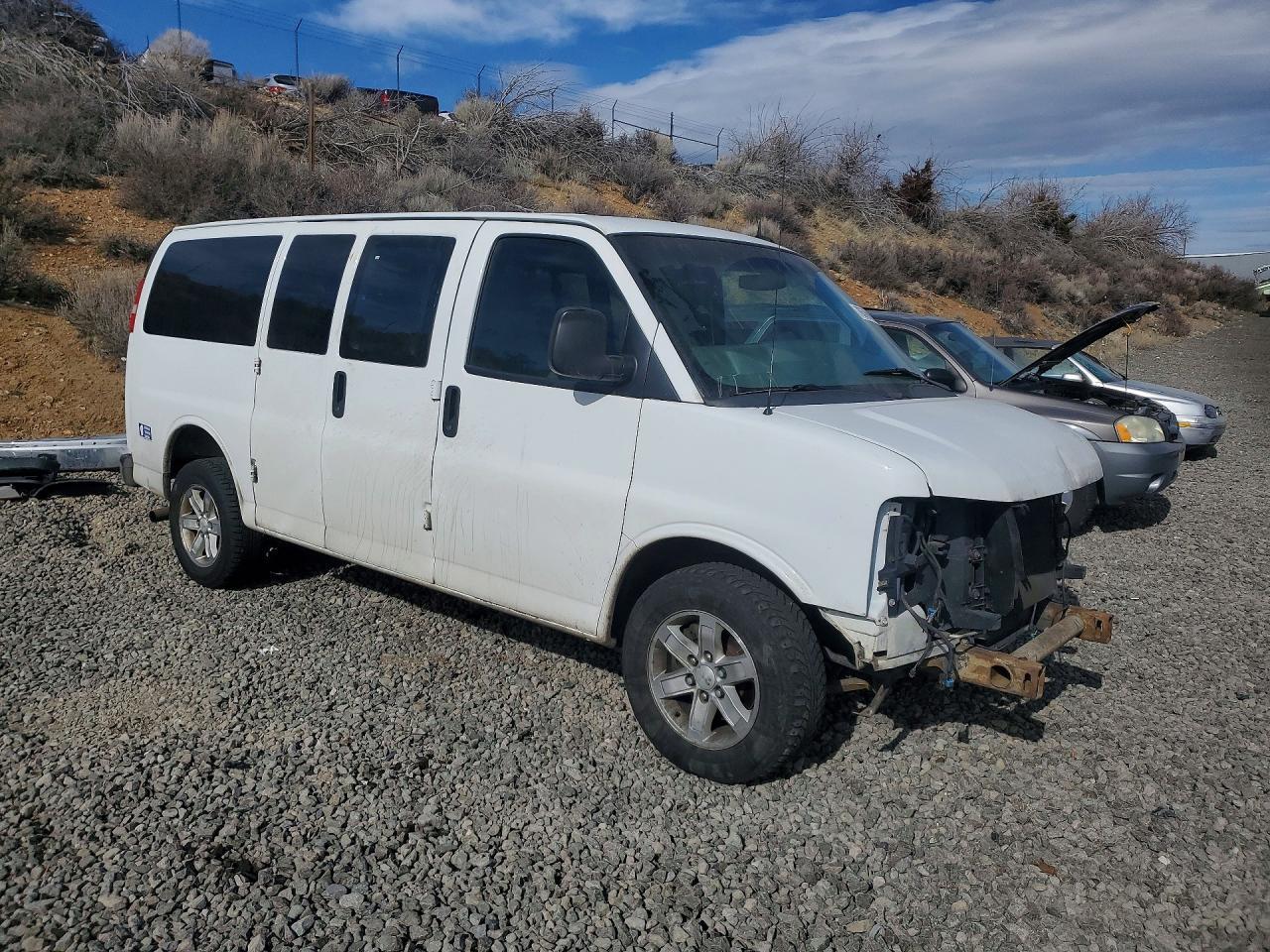 2013 GMC Savana