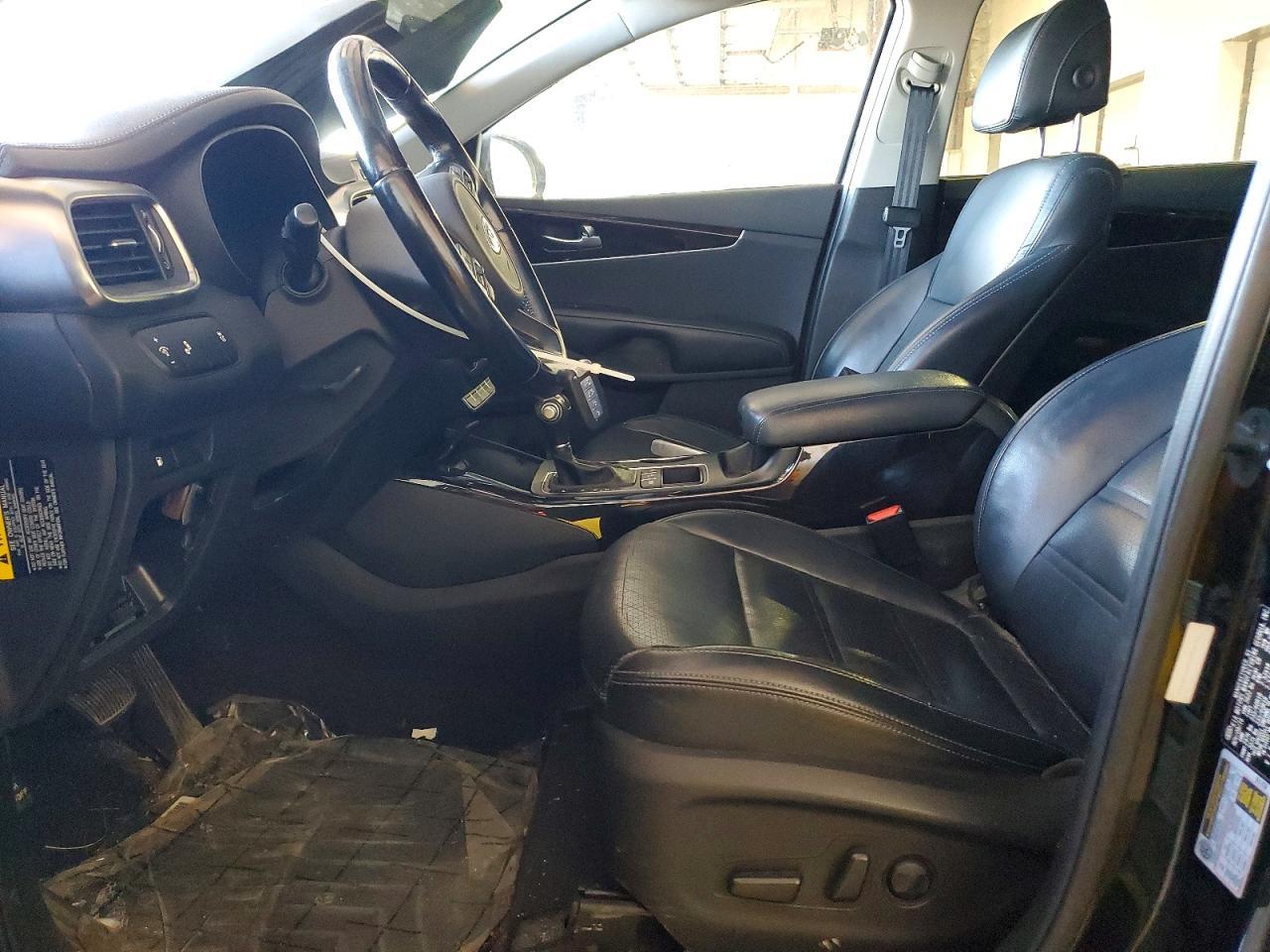 2017 KIA SORENTO