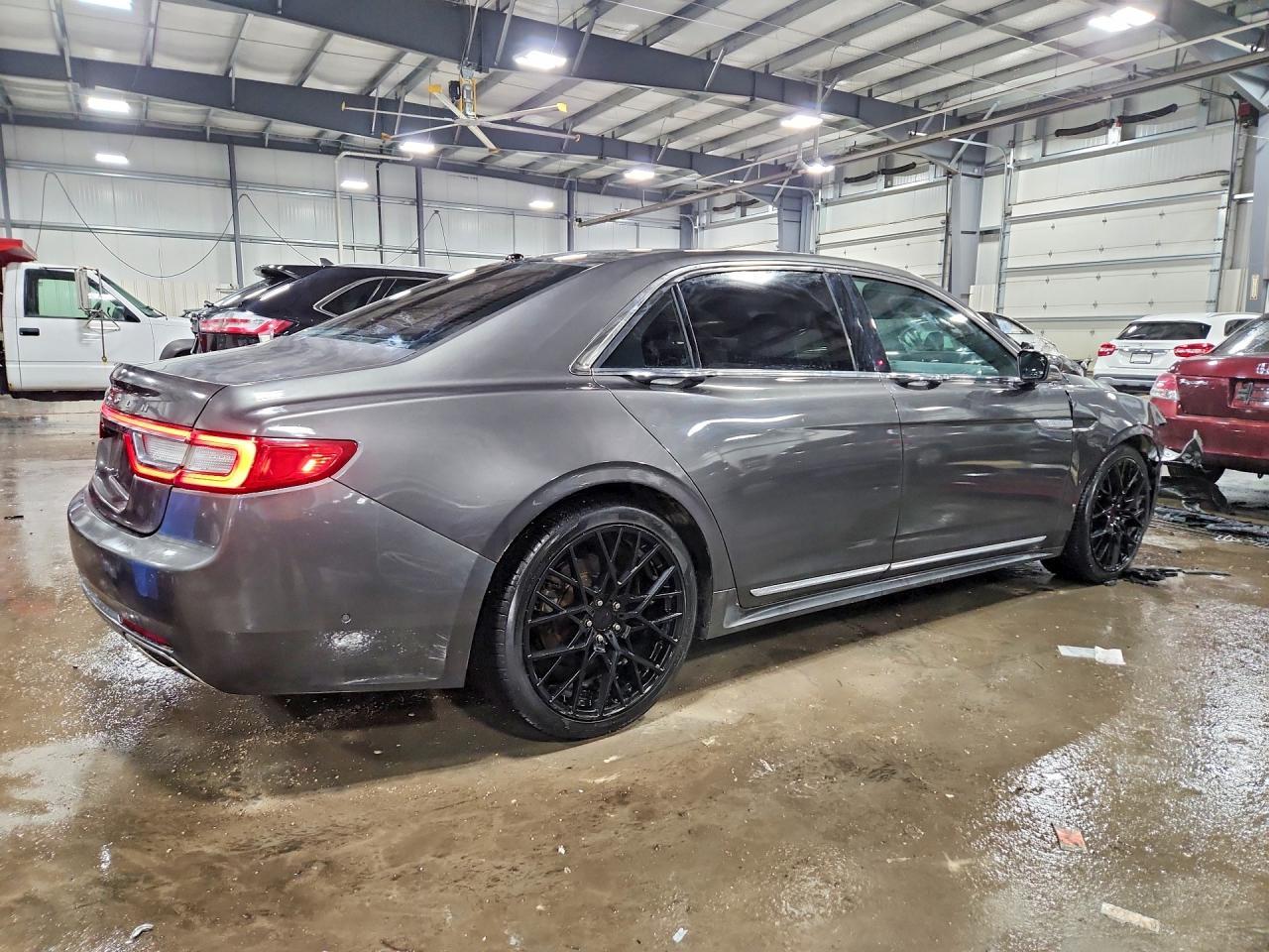 2017 LINCOLN Continental