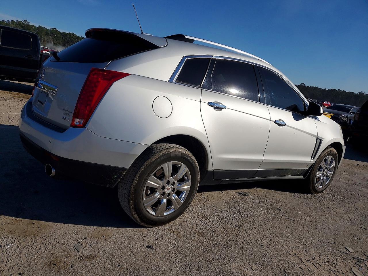 2016 CADILLAC SRX