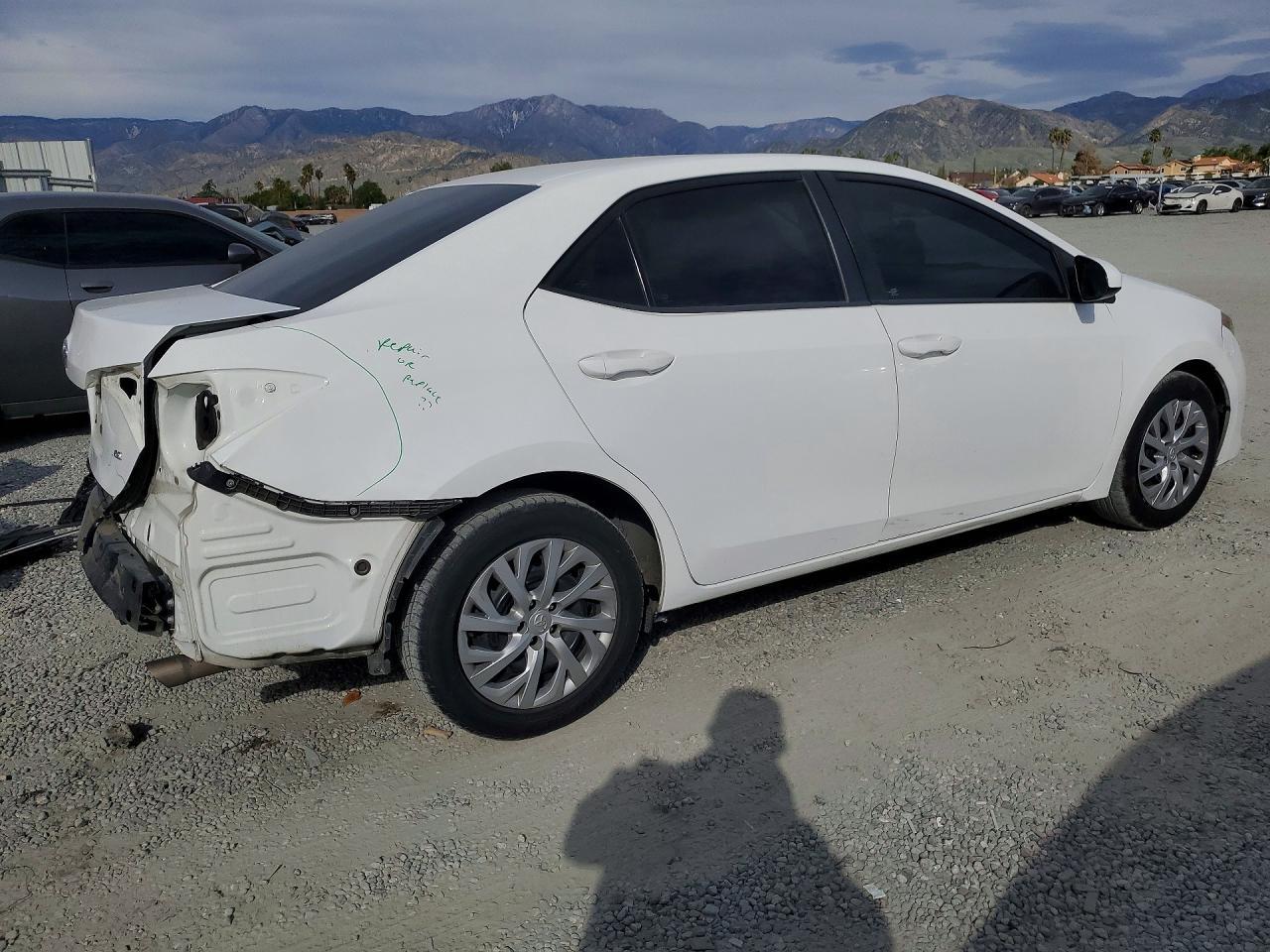 2018 TOYOTA COROLLA