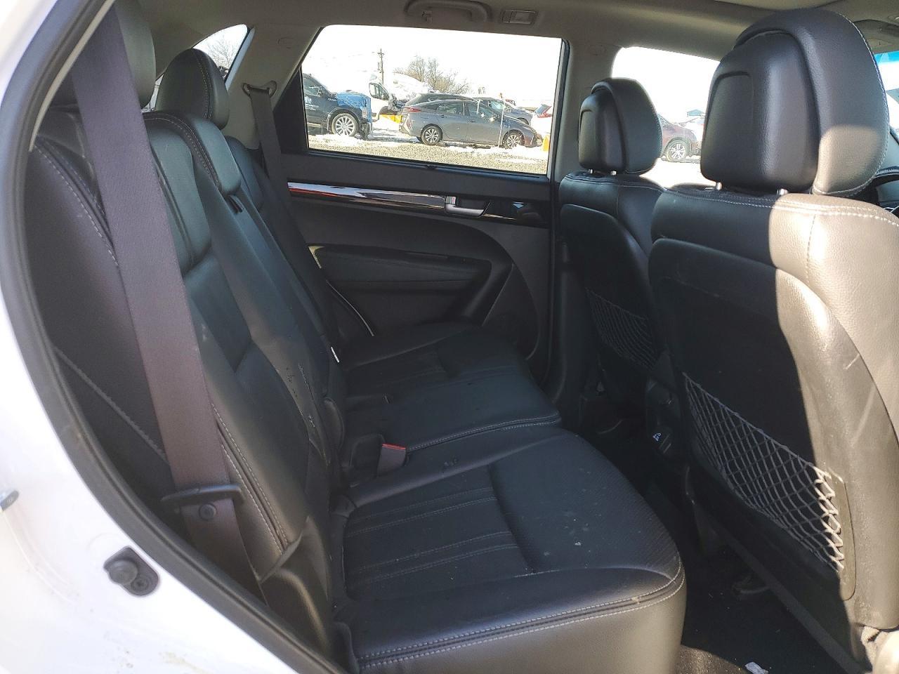 2015 KIA SORENTO