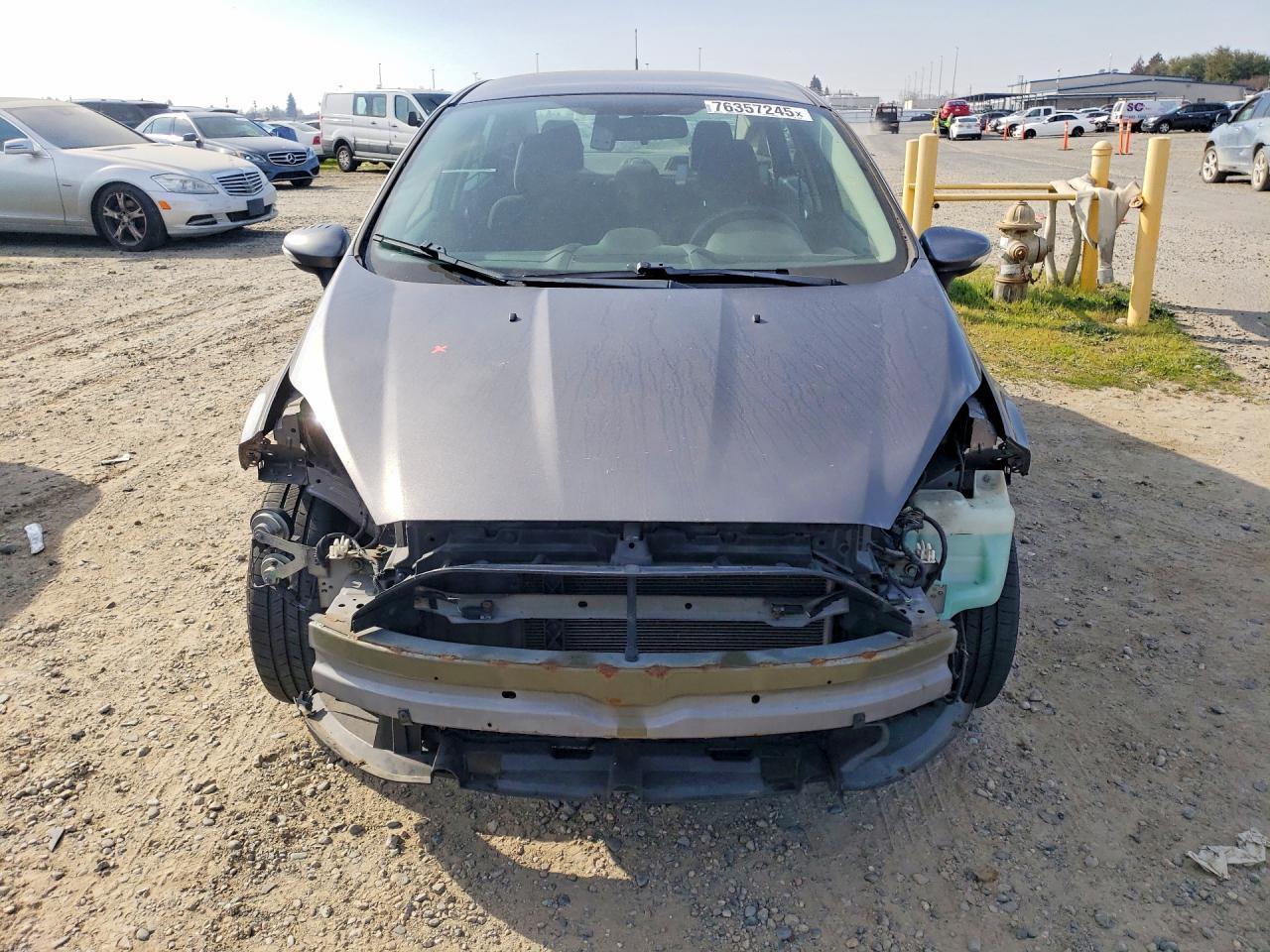 2014 FORD Fiesta