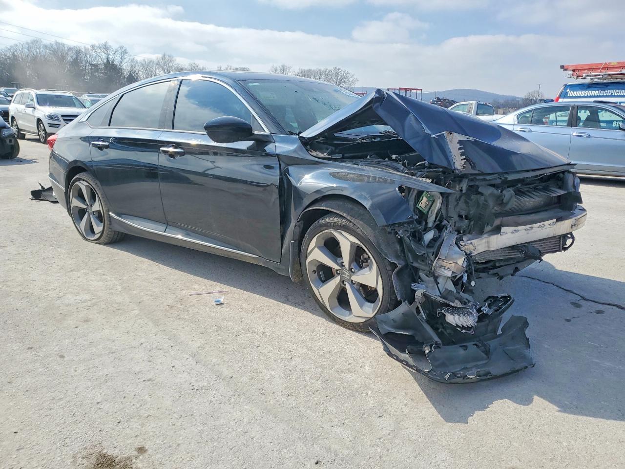 2018 HONDA ACCORD