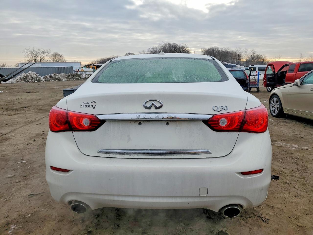 2015 INFINITI Q50