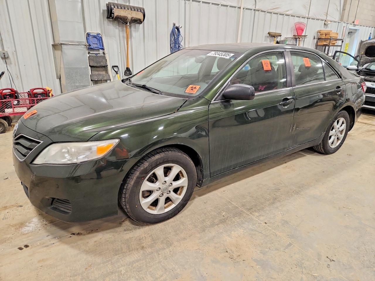 2011 TOYOTA CAMRY