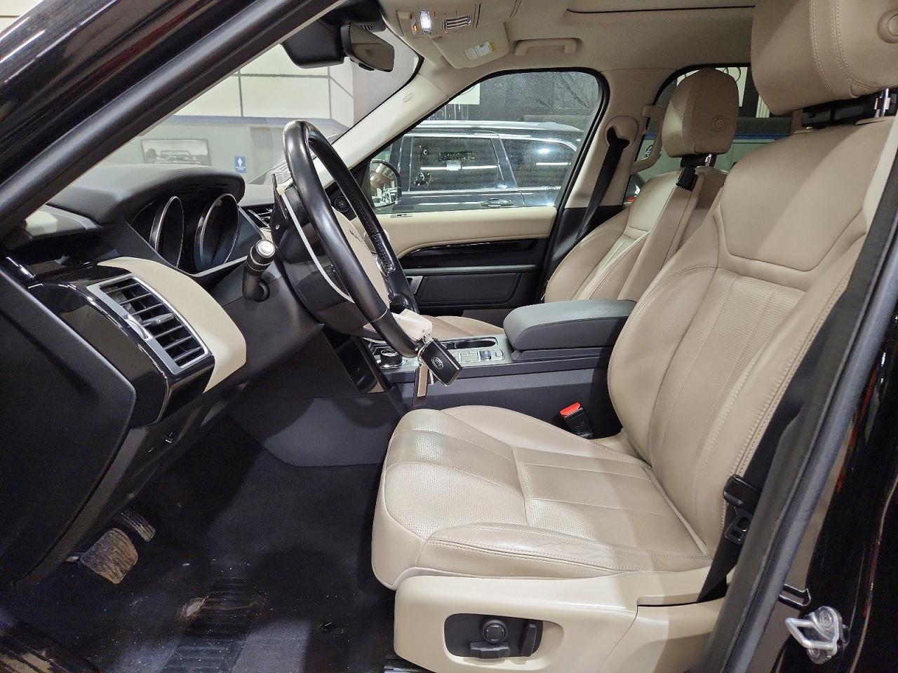2018 LAND ROVER Discovery