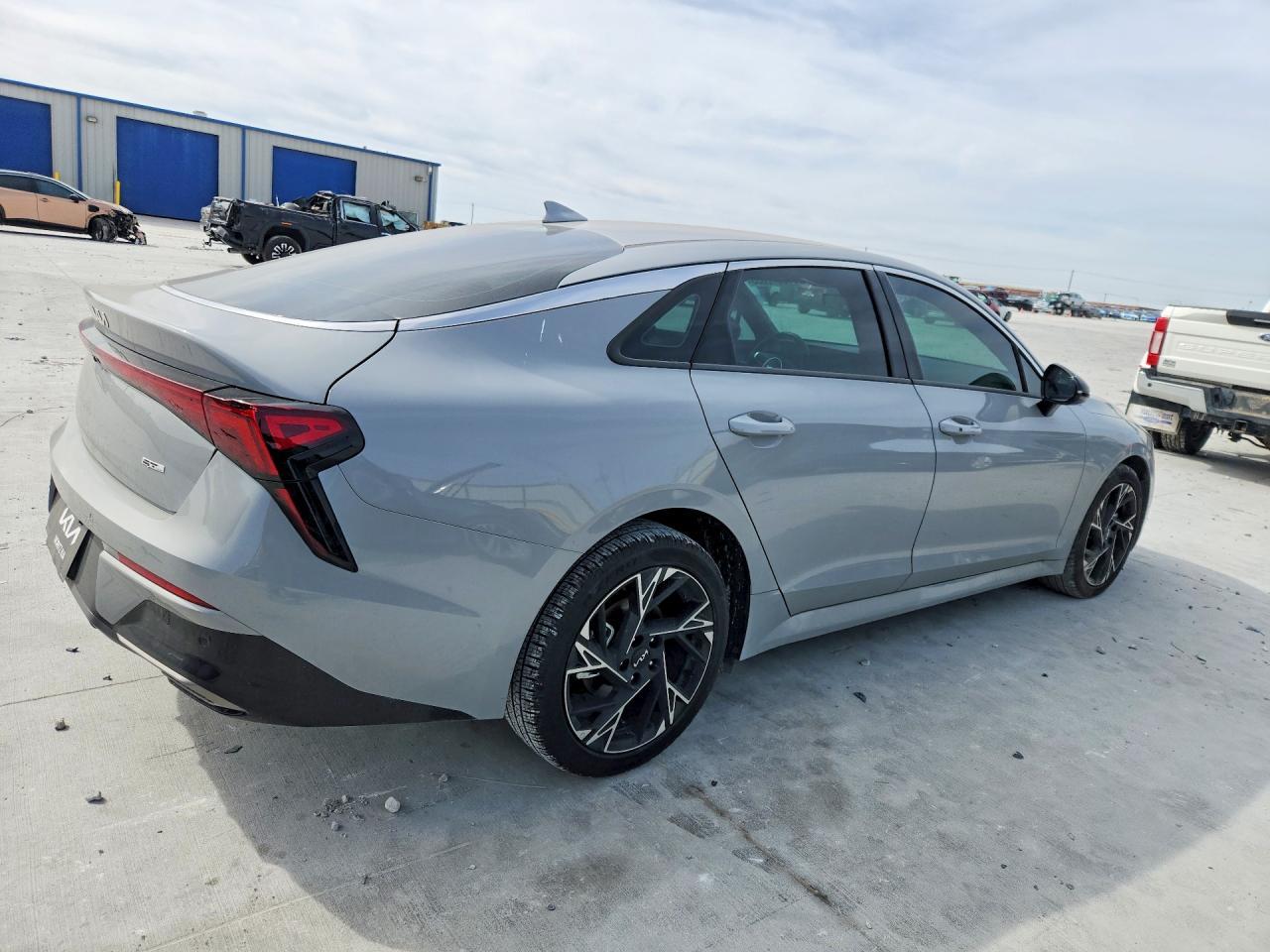 2025 KIA K5