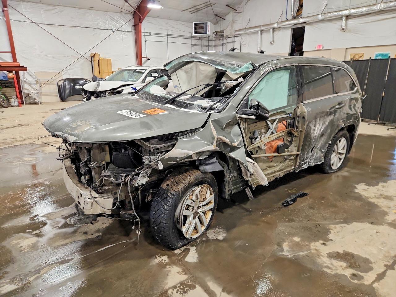 2015 TOYOTA HIGHLANDER