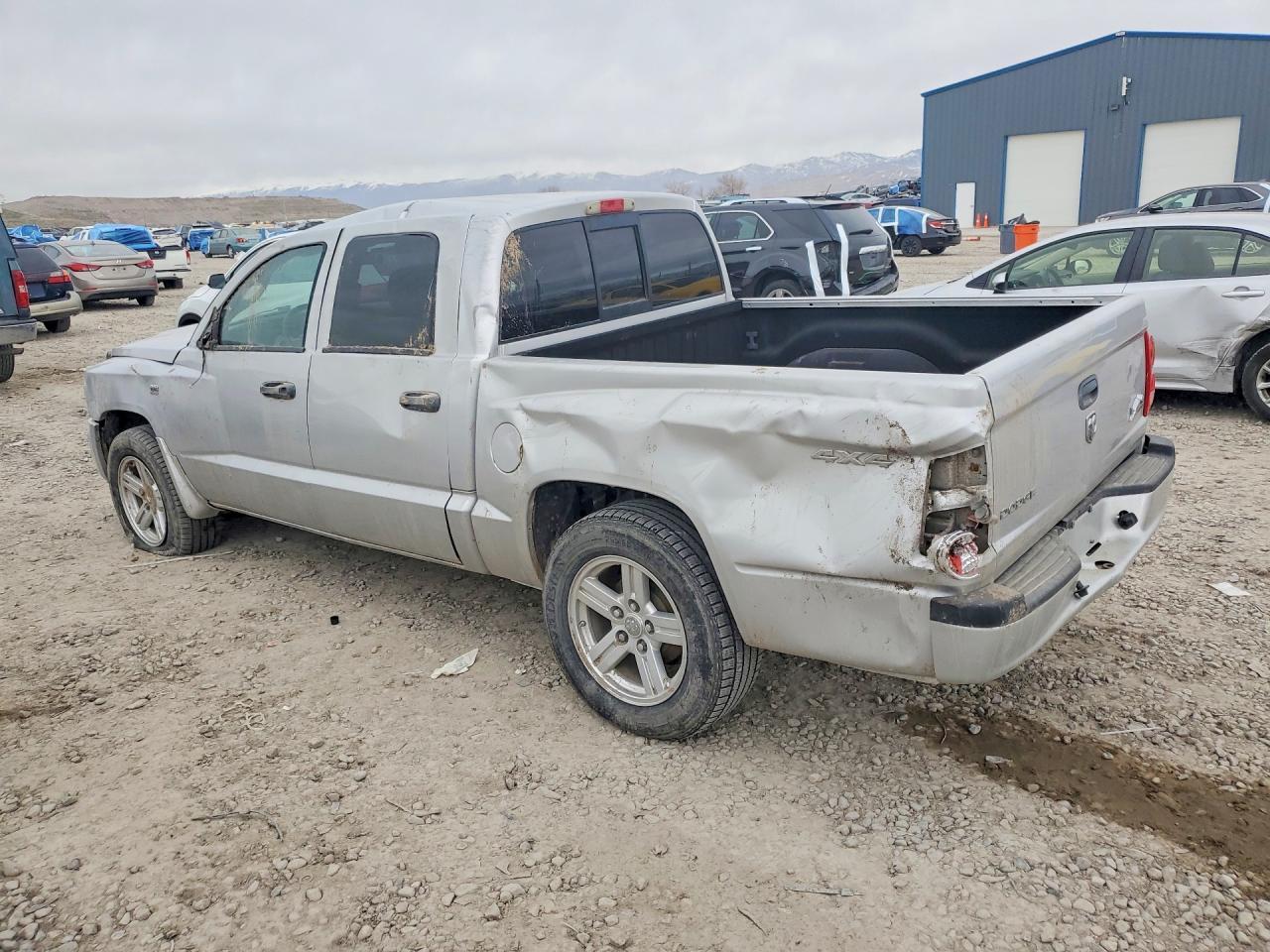 2010 DODGE Dakota