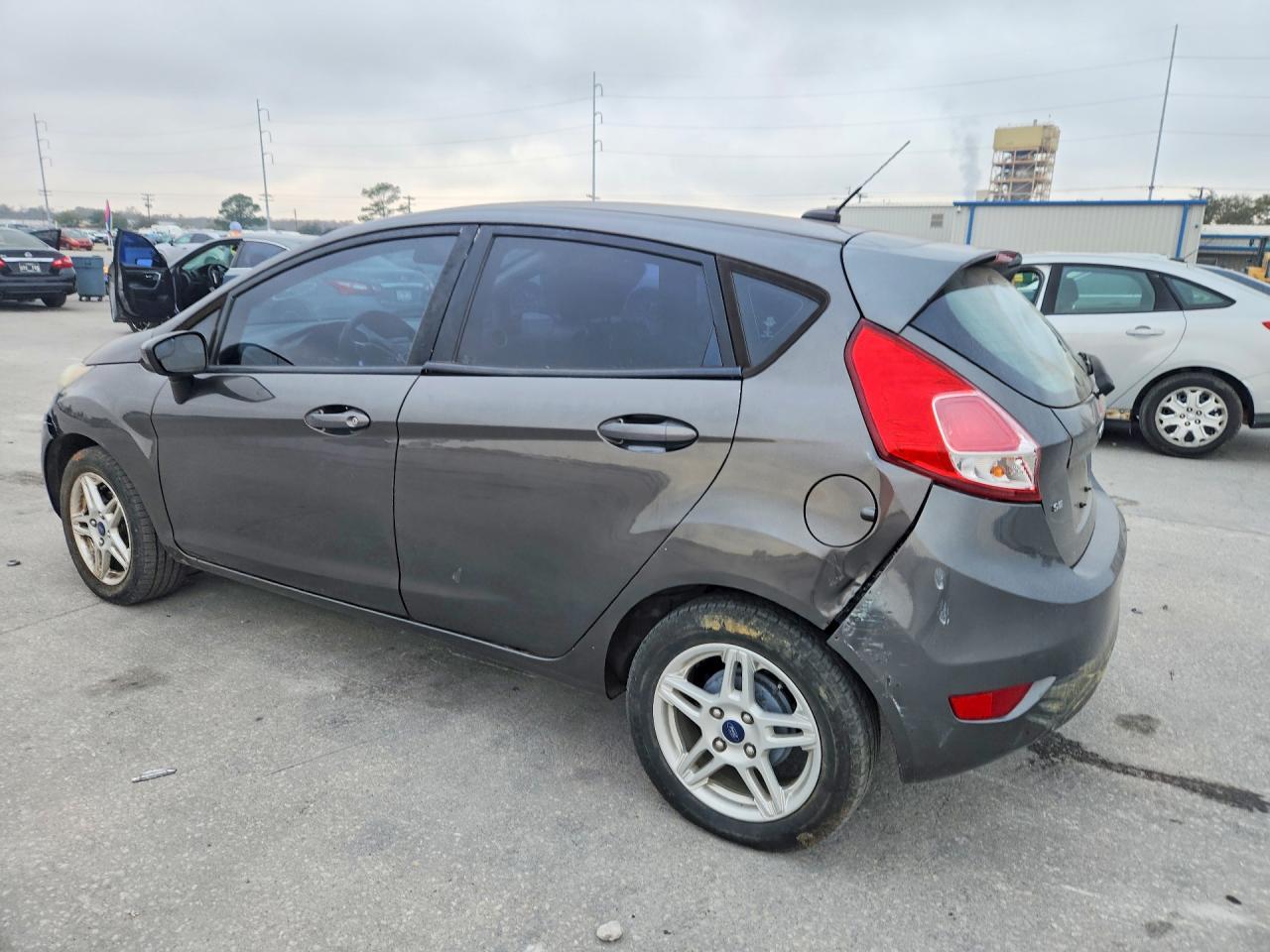 2018 FORD Fiesta