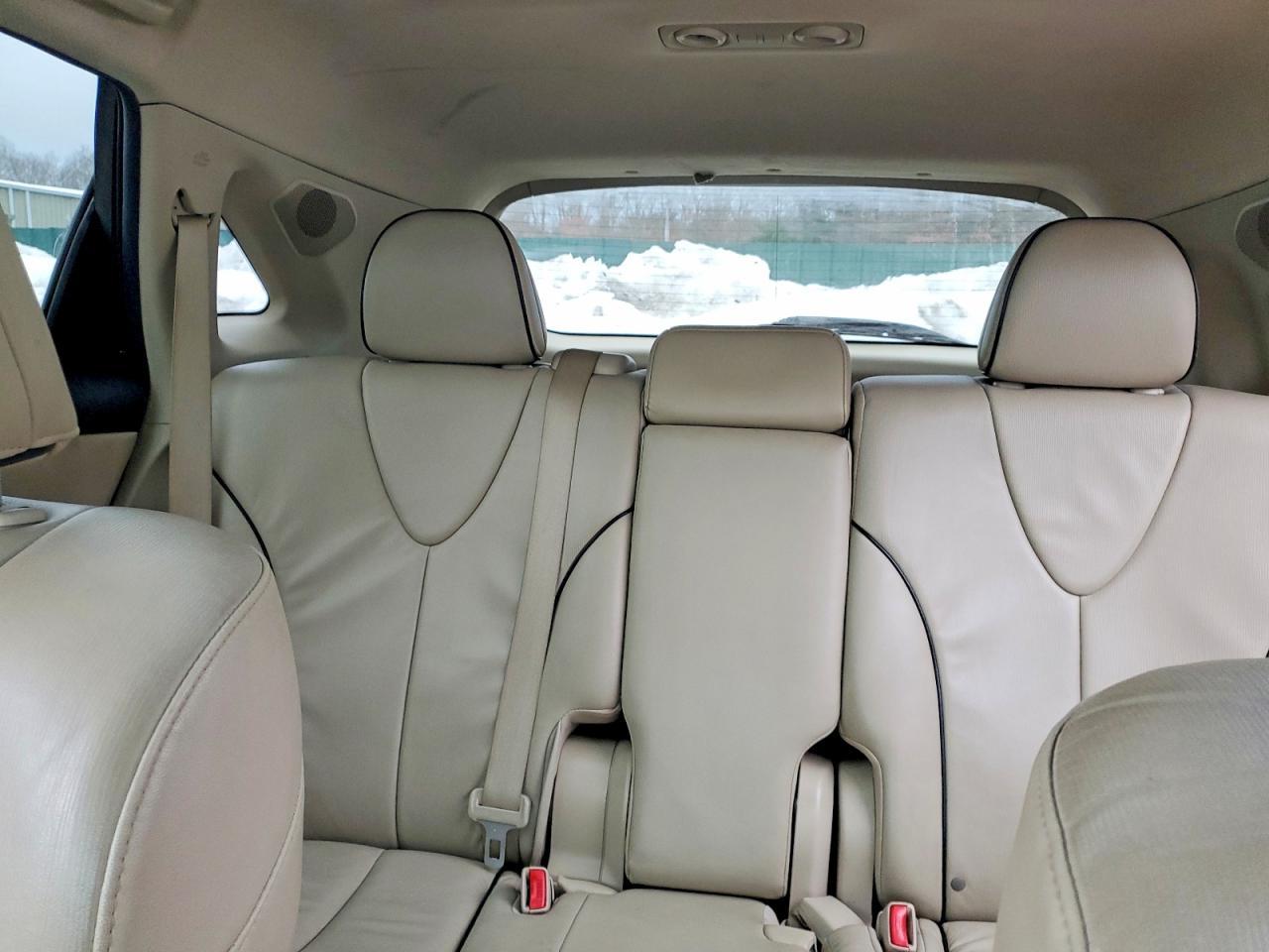 2010 TOYOTA VENZA