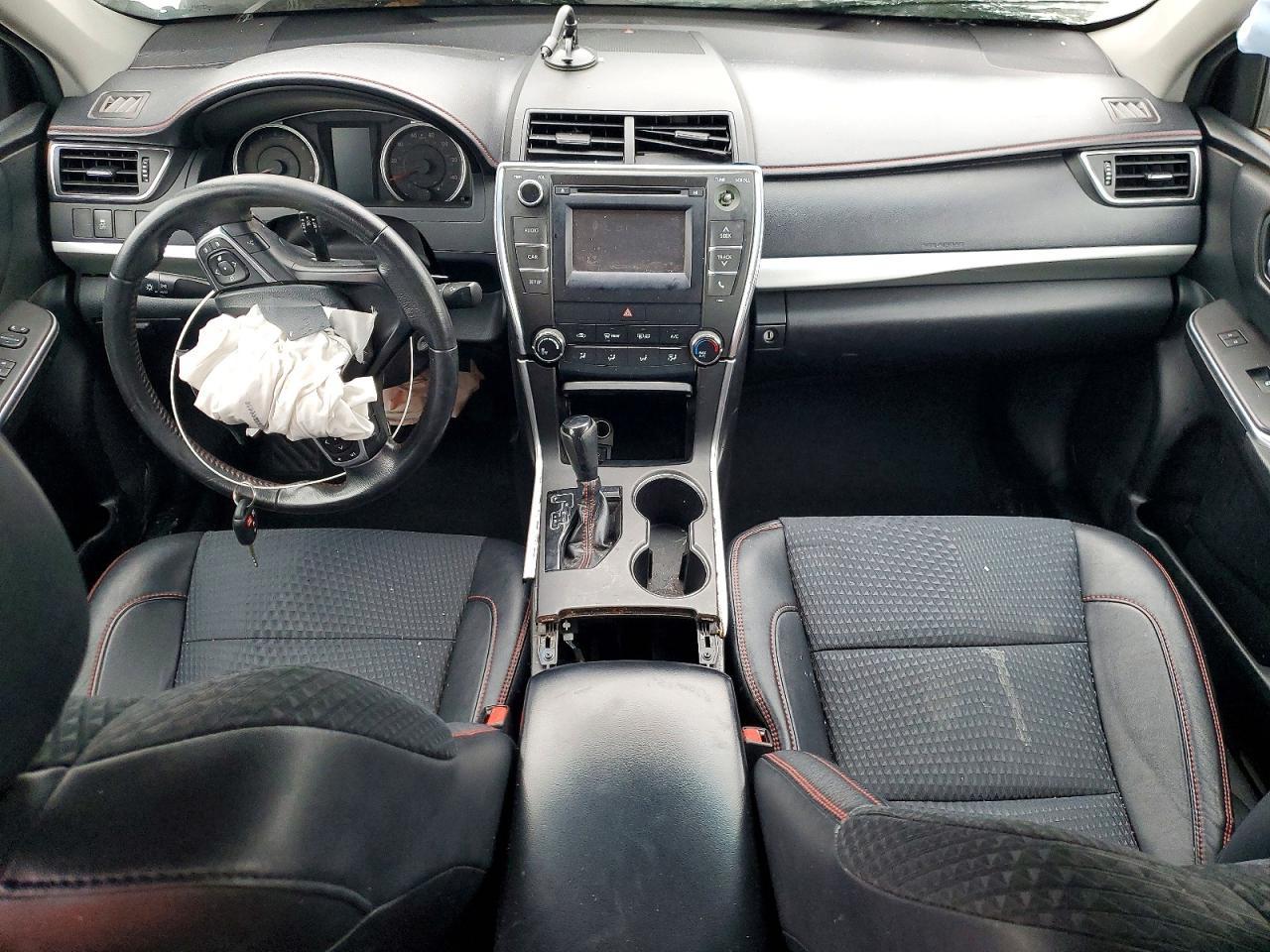 2015 TOYOTA CAMRY