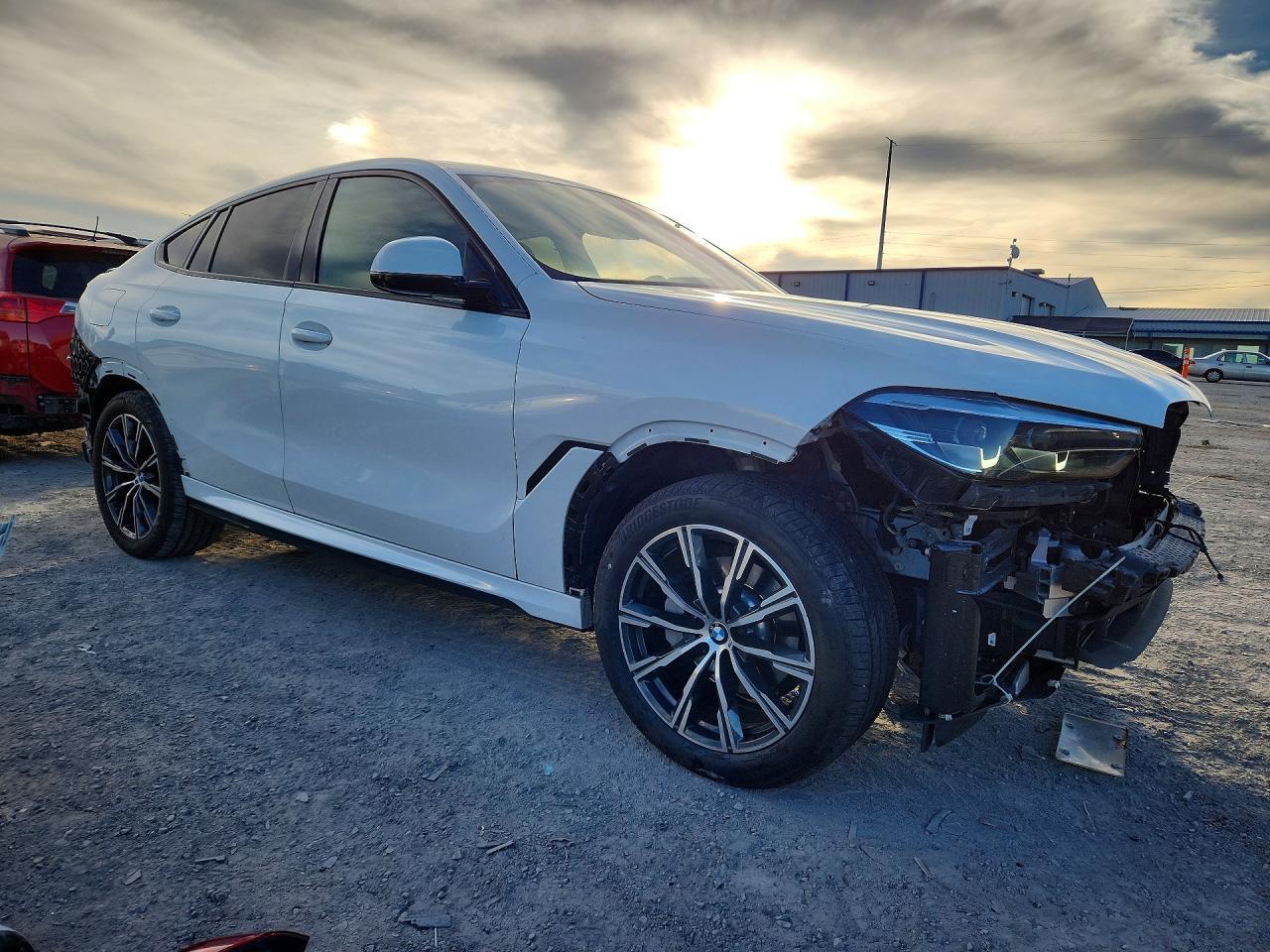 2021 BMW X6