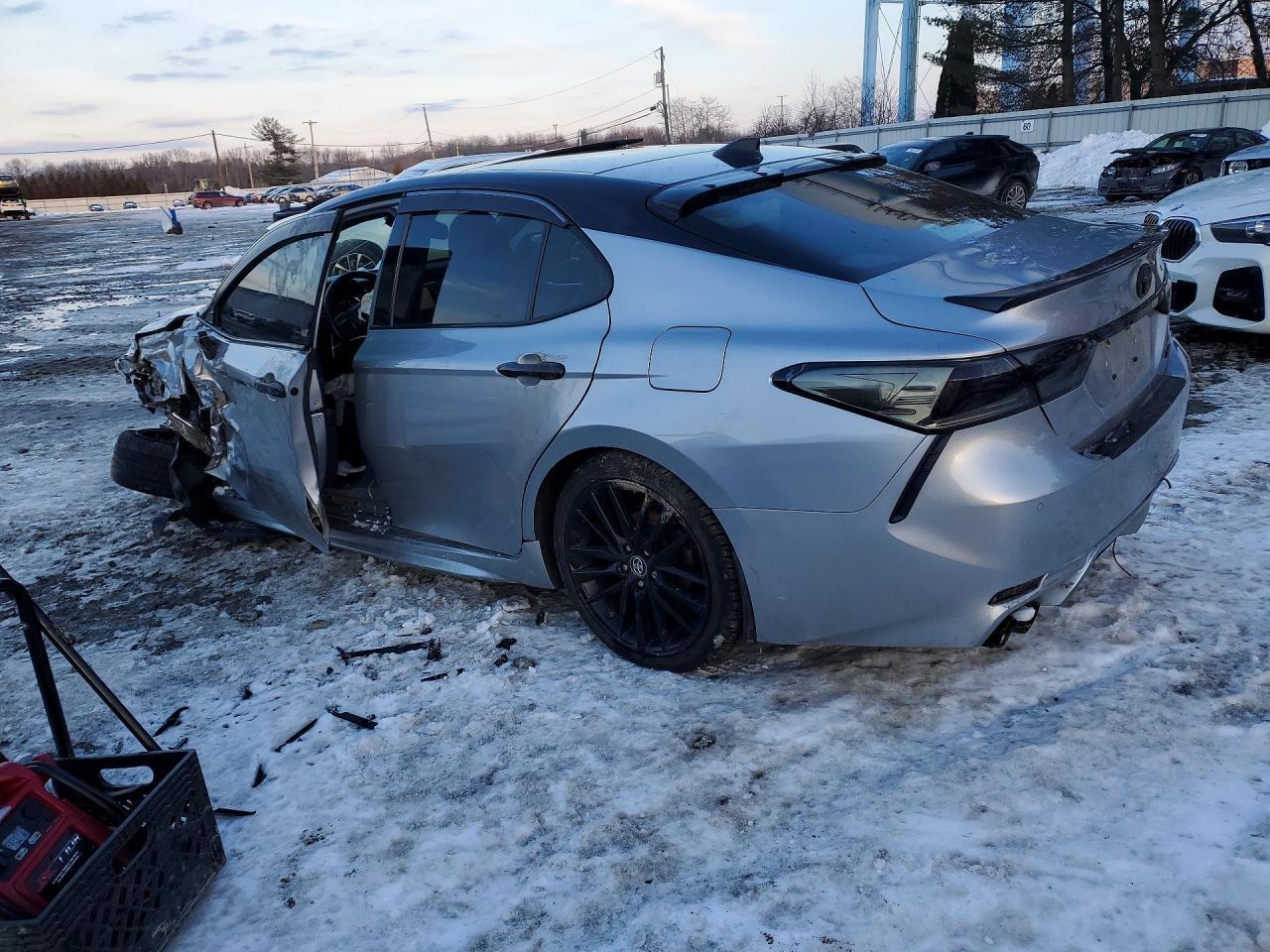 2019 TOYOTA CAMRY