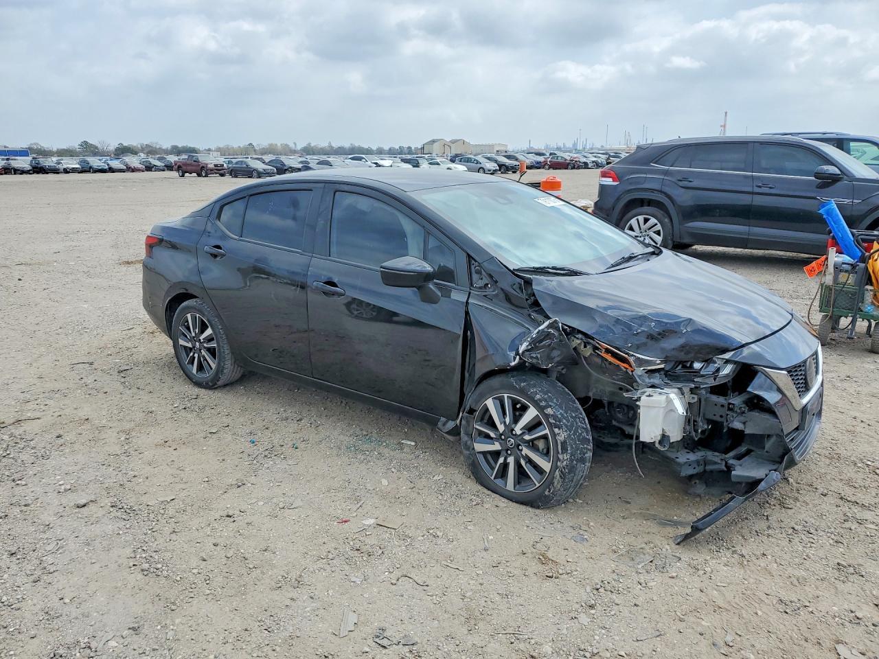 2021 NISSAN VERSA