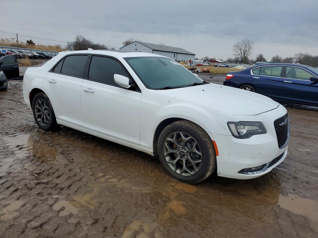 2017 CHRYSLER 300