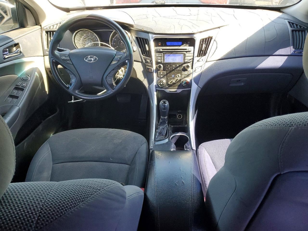 2012 HYUNDAI SONATA