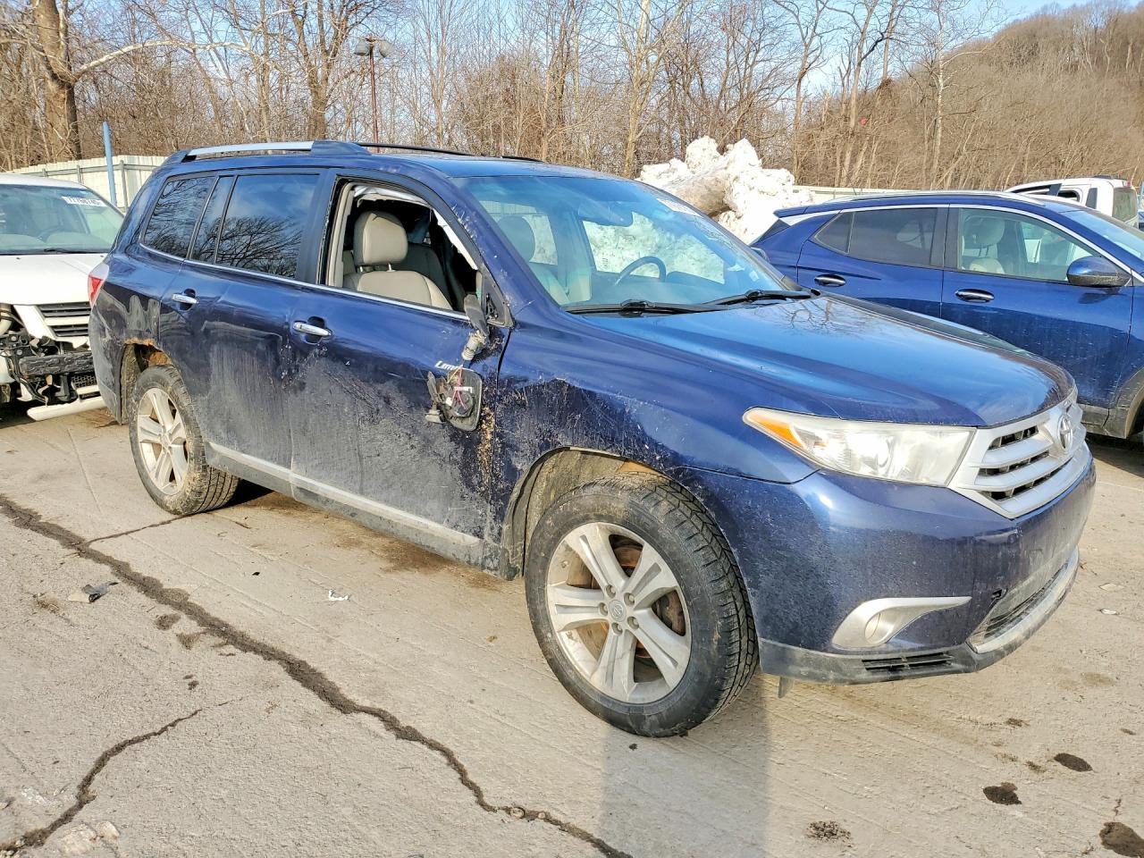 2012 TOYOTA HIGHLANDER