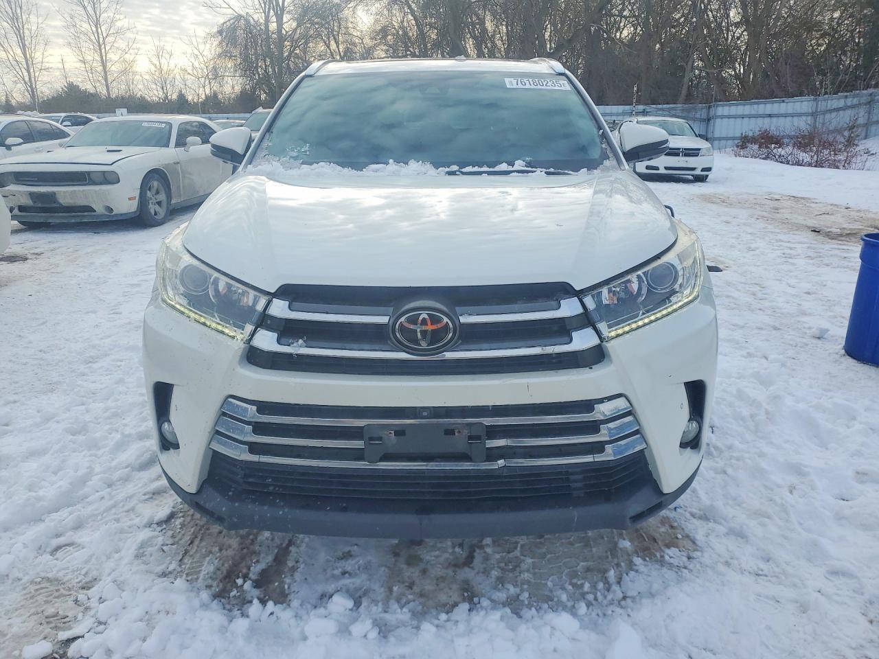 2018 TOYOTA HIGHLANDER