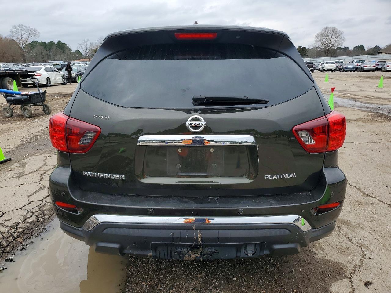 2017 NISSAN PATHFINDER