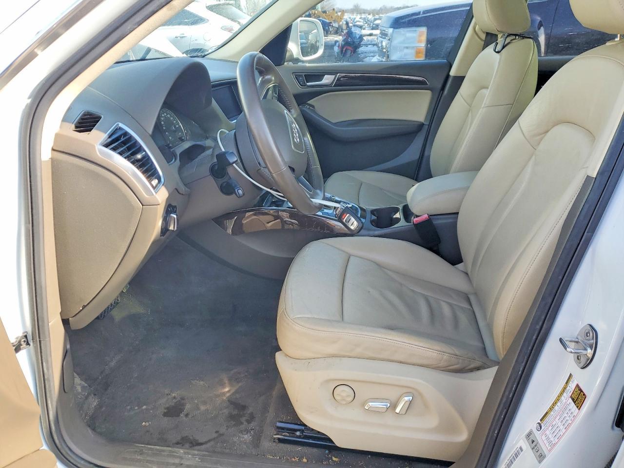 2014 AUDI Q5