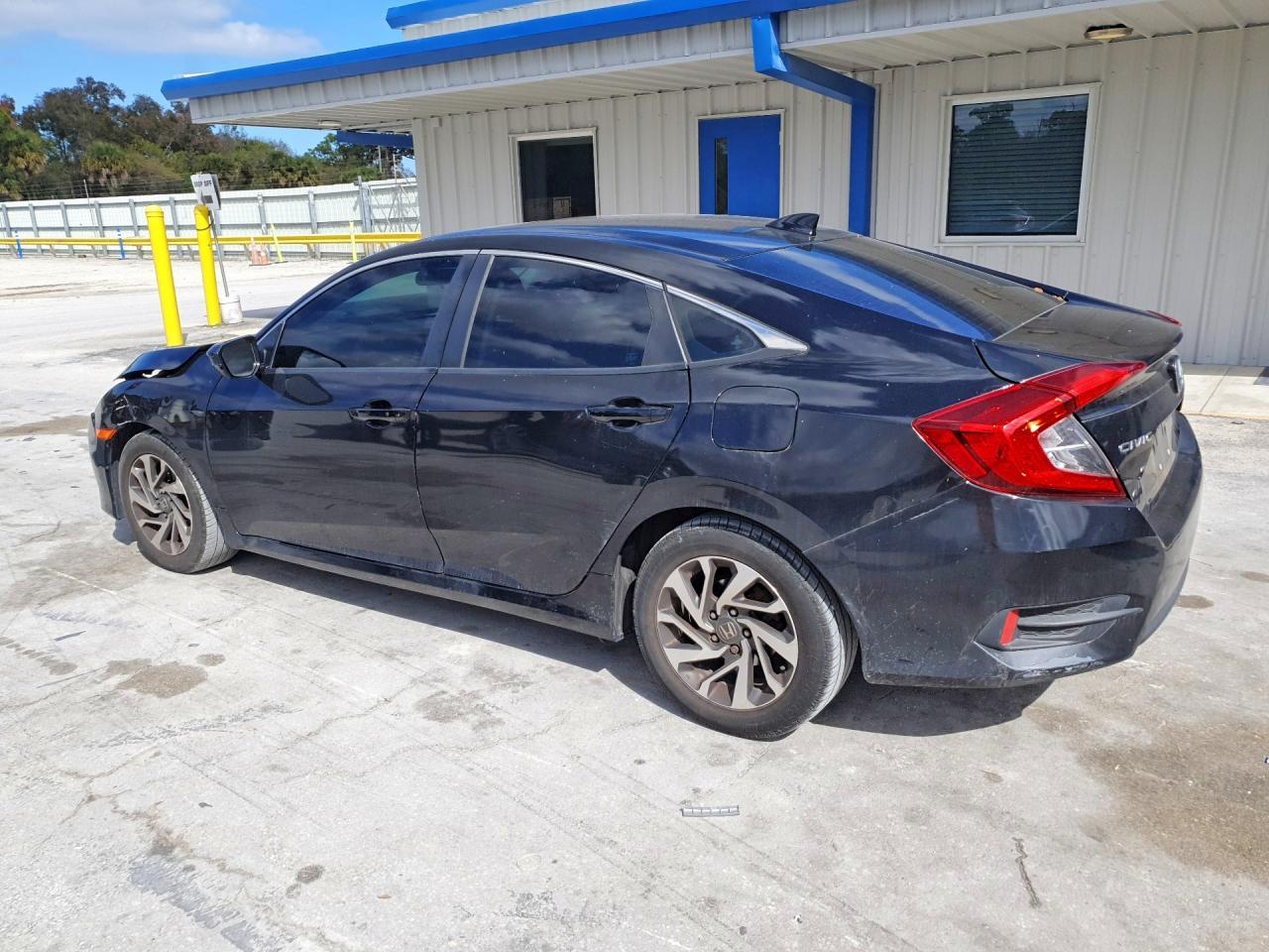 2018 HONDA CIVIC