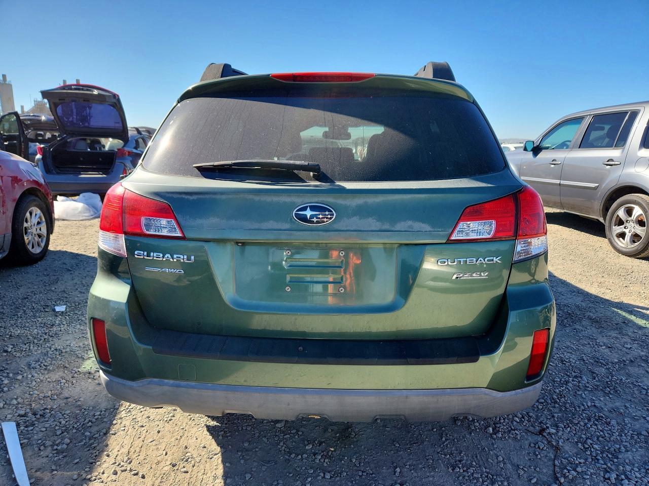 2013 SUBARU Outback
