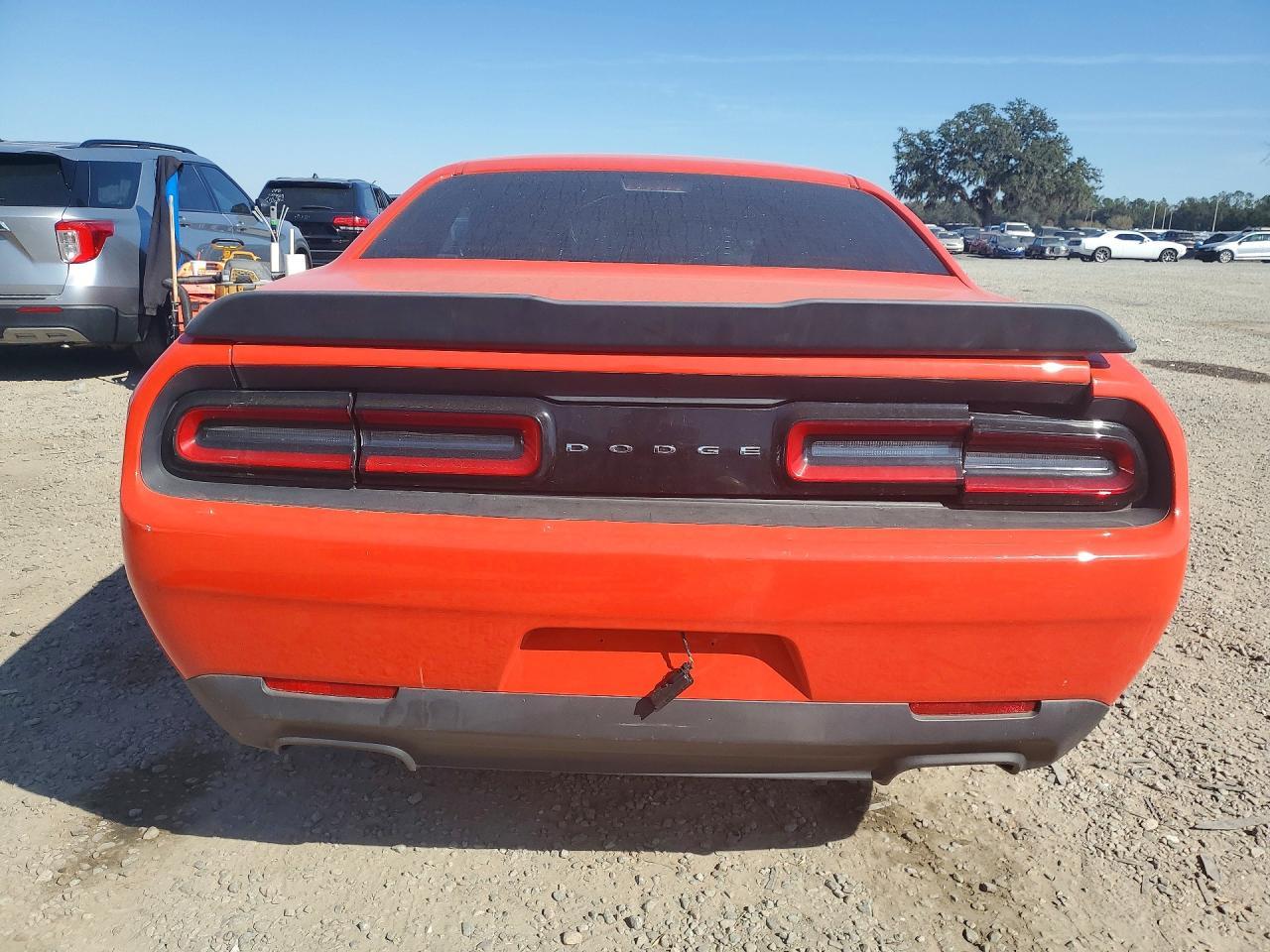 2016 DODGE Challenger
