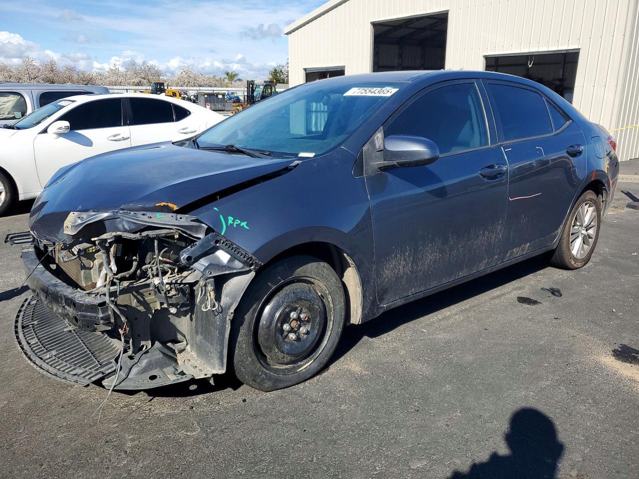 2015 TOYOTA COROLLA