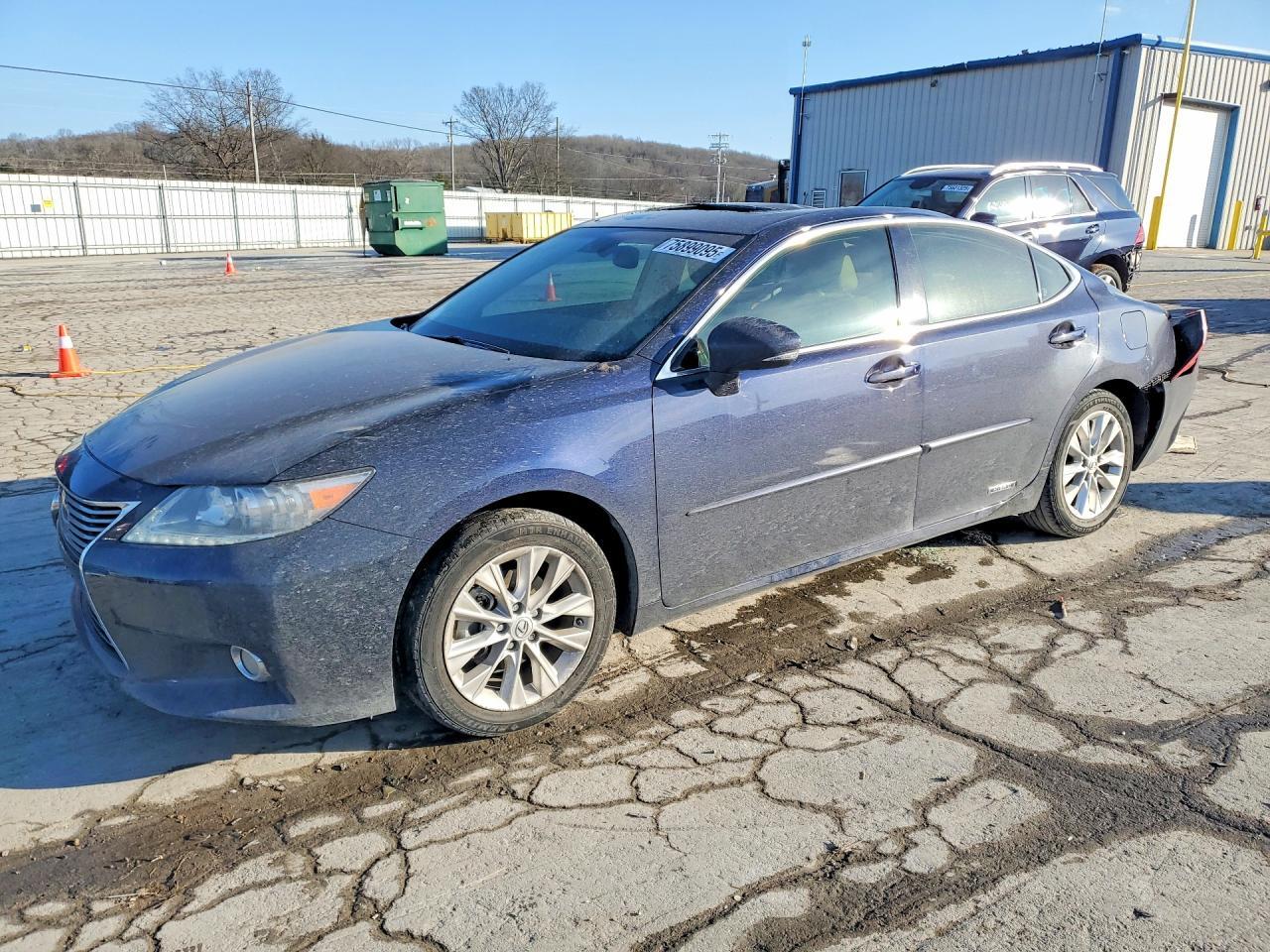 2013 LEXUS ES 300H