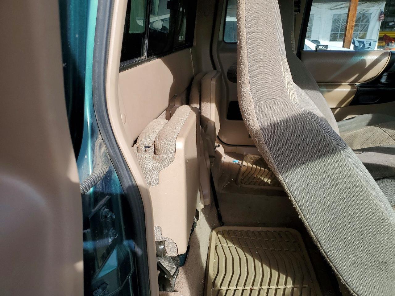 1999 MAZDA B3000