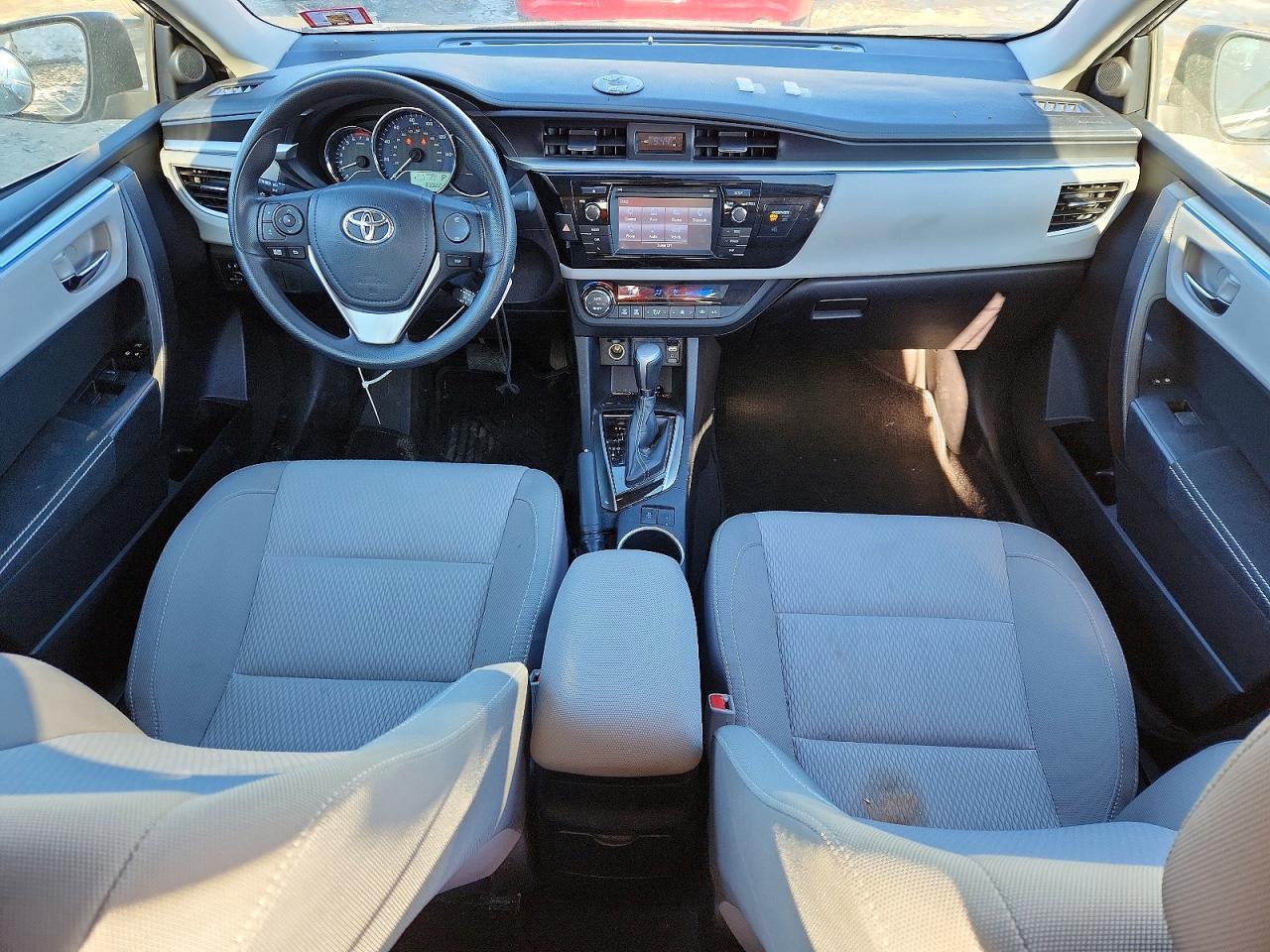 2015 TOYOTA COROLLA