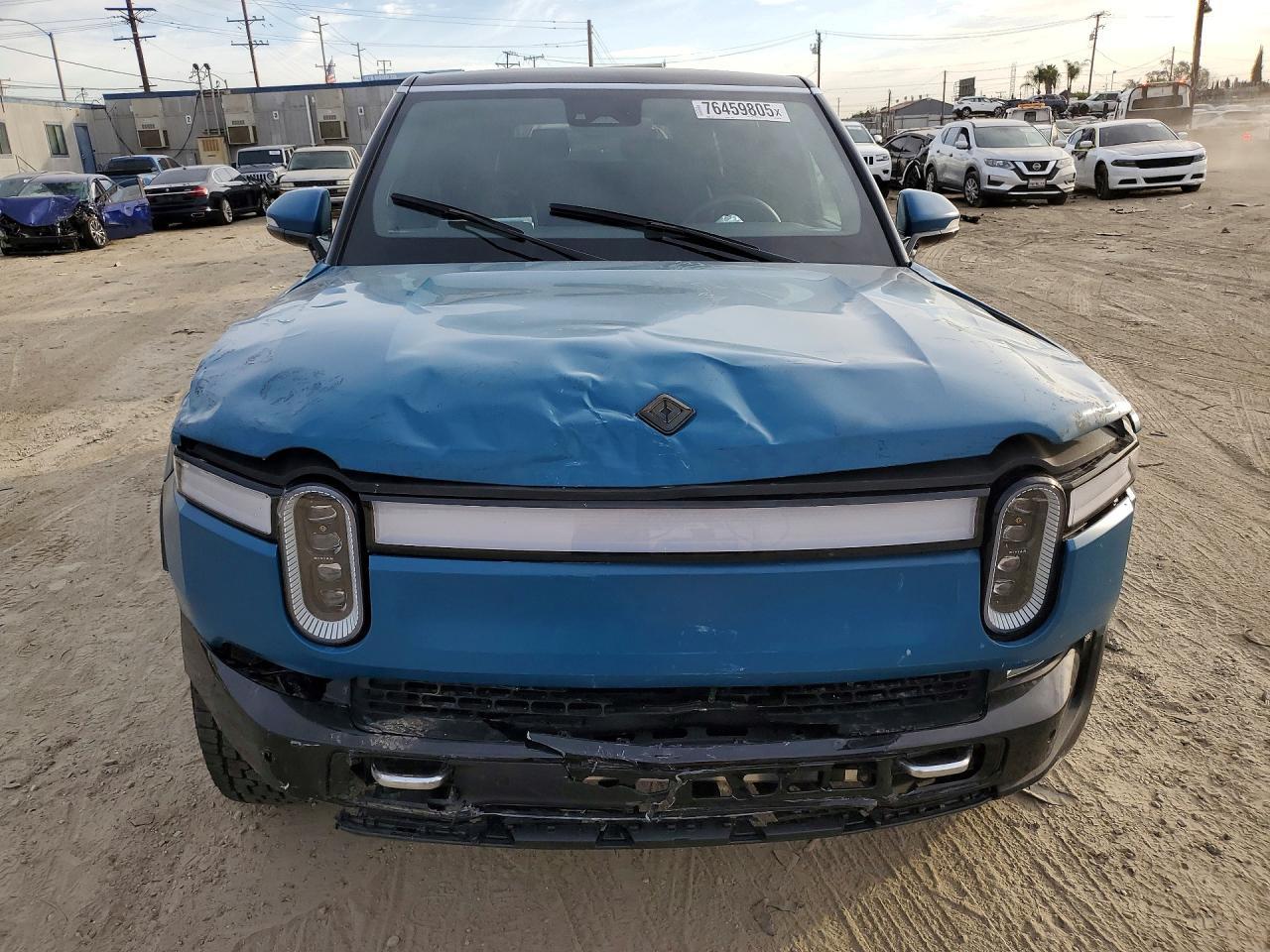 2023 RIVIAN R1s