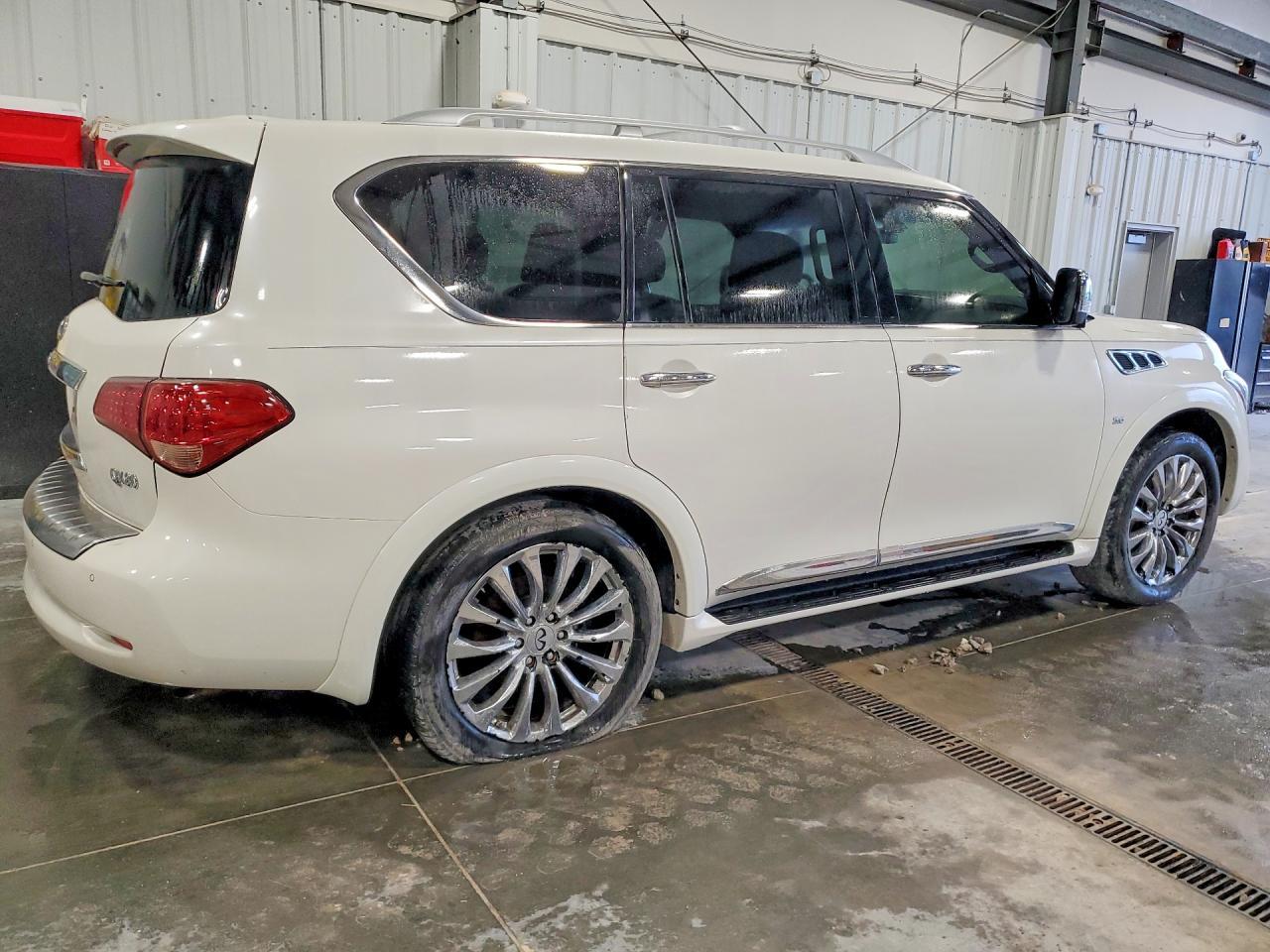 2015 INFINITI QX80