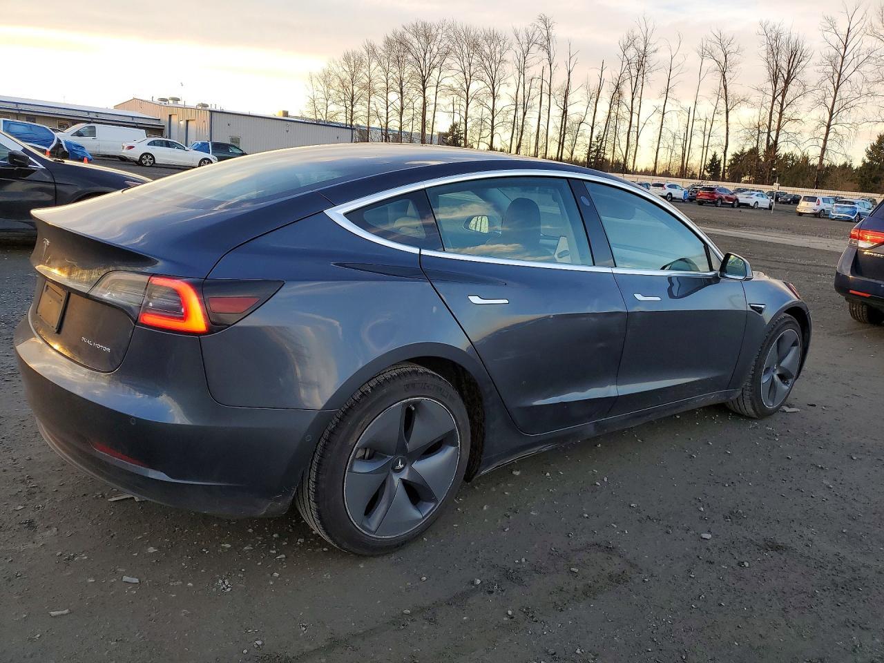 2019 TESLA MODEL 3