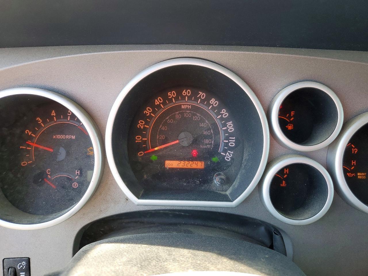 2013 TOYOTA TUNDRA