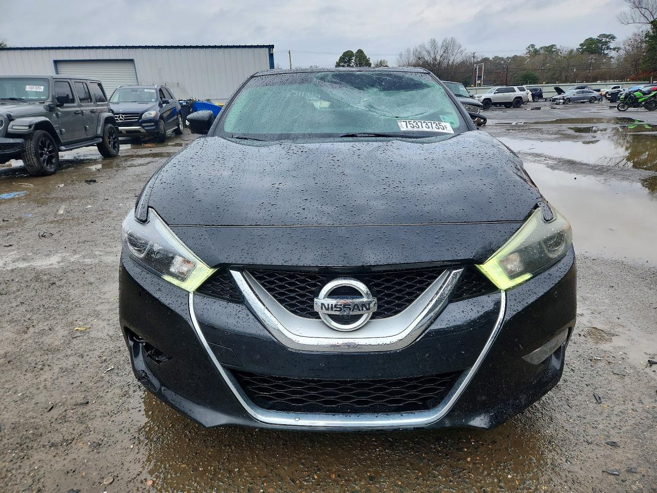2017 NISSAN Maxima