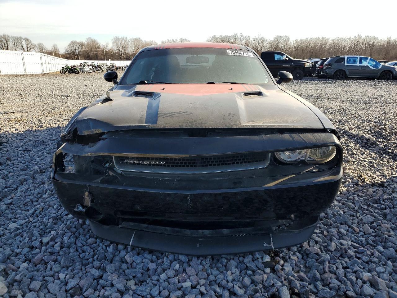 2013 DODGE Challenger