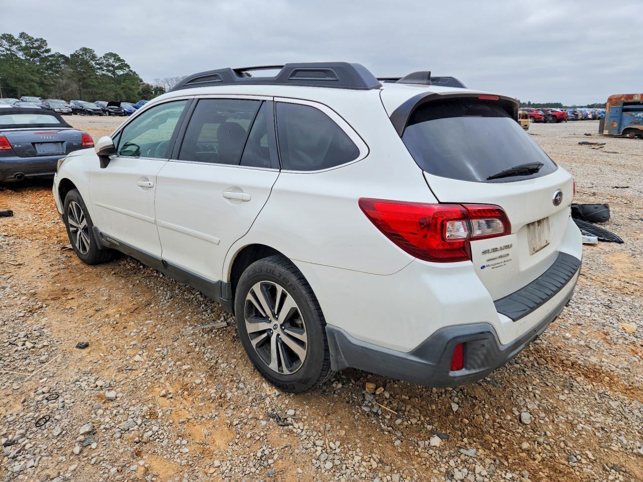 2019 SUBARU Outback