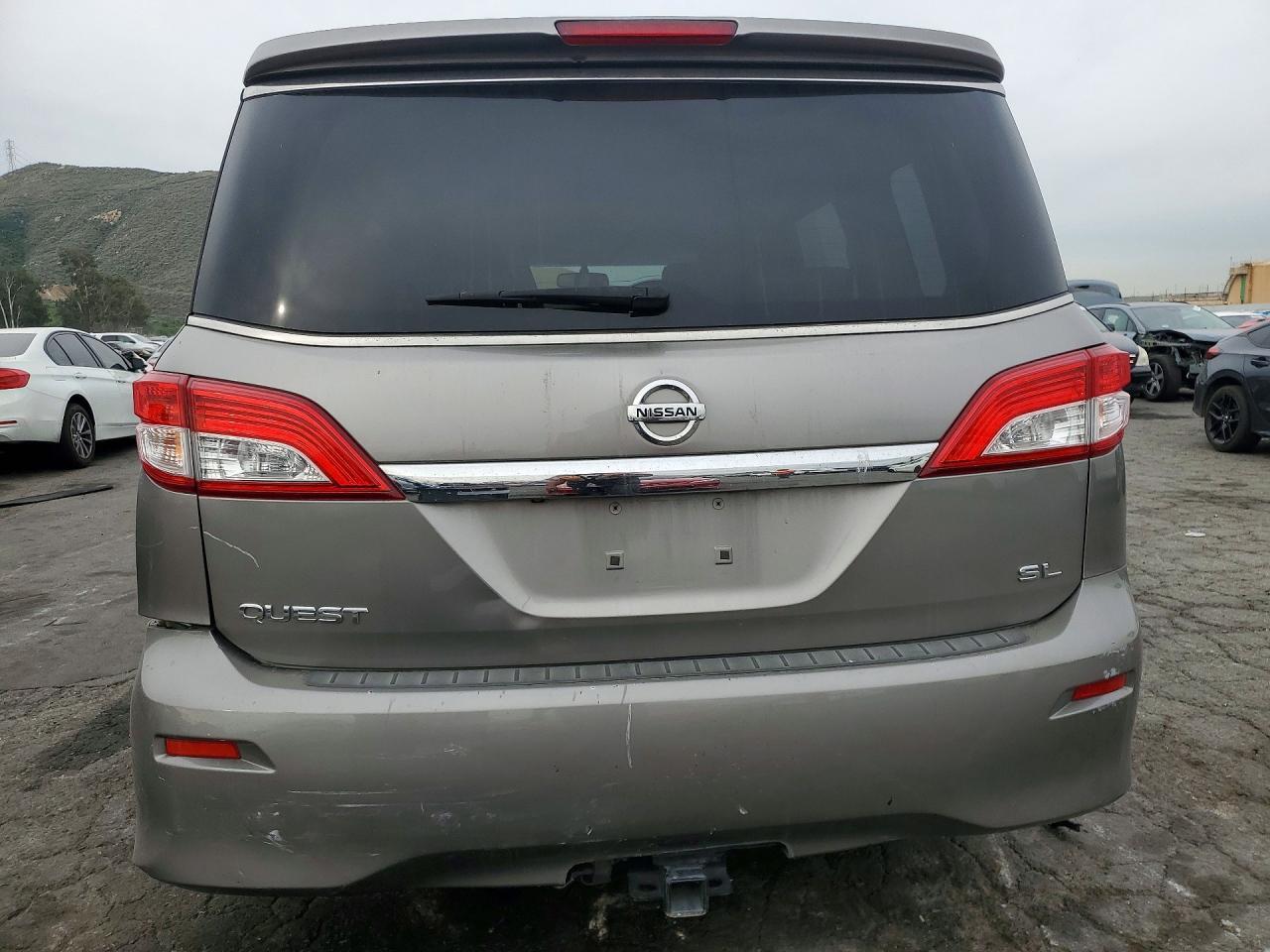 2012 NISSAN Quest