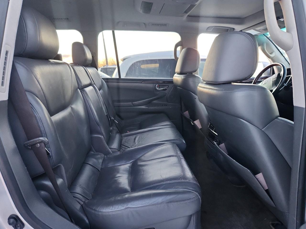 2010 LEXUS LX 570